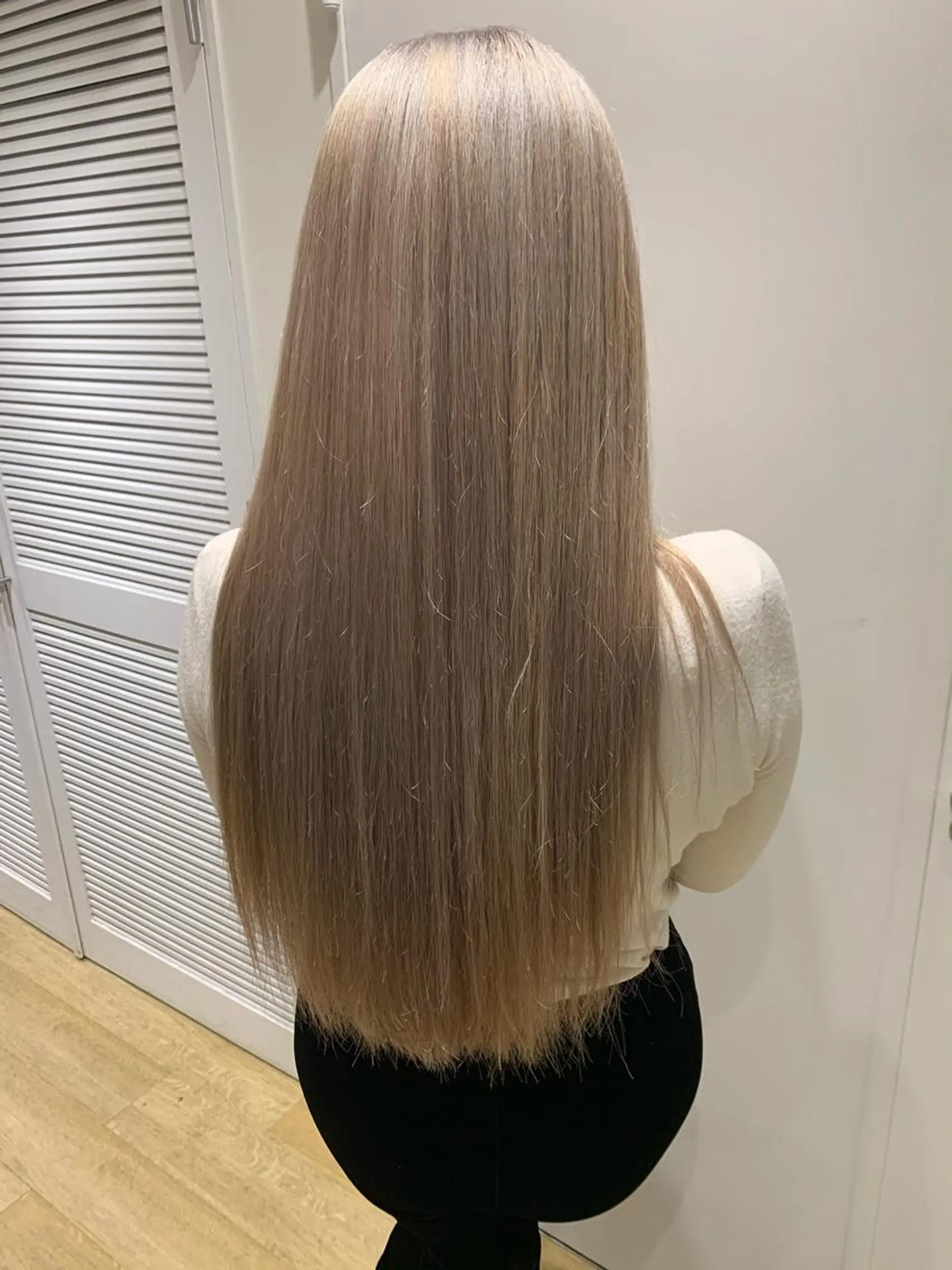 ロング ヘアカラー トリートメント 渋谷ハイトーン/ デザインカラー阿部のヘアスタイル