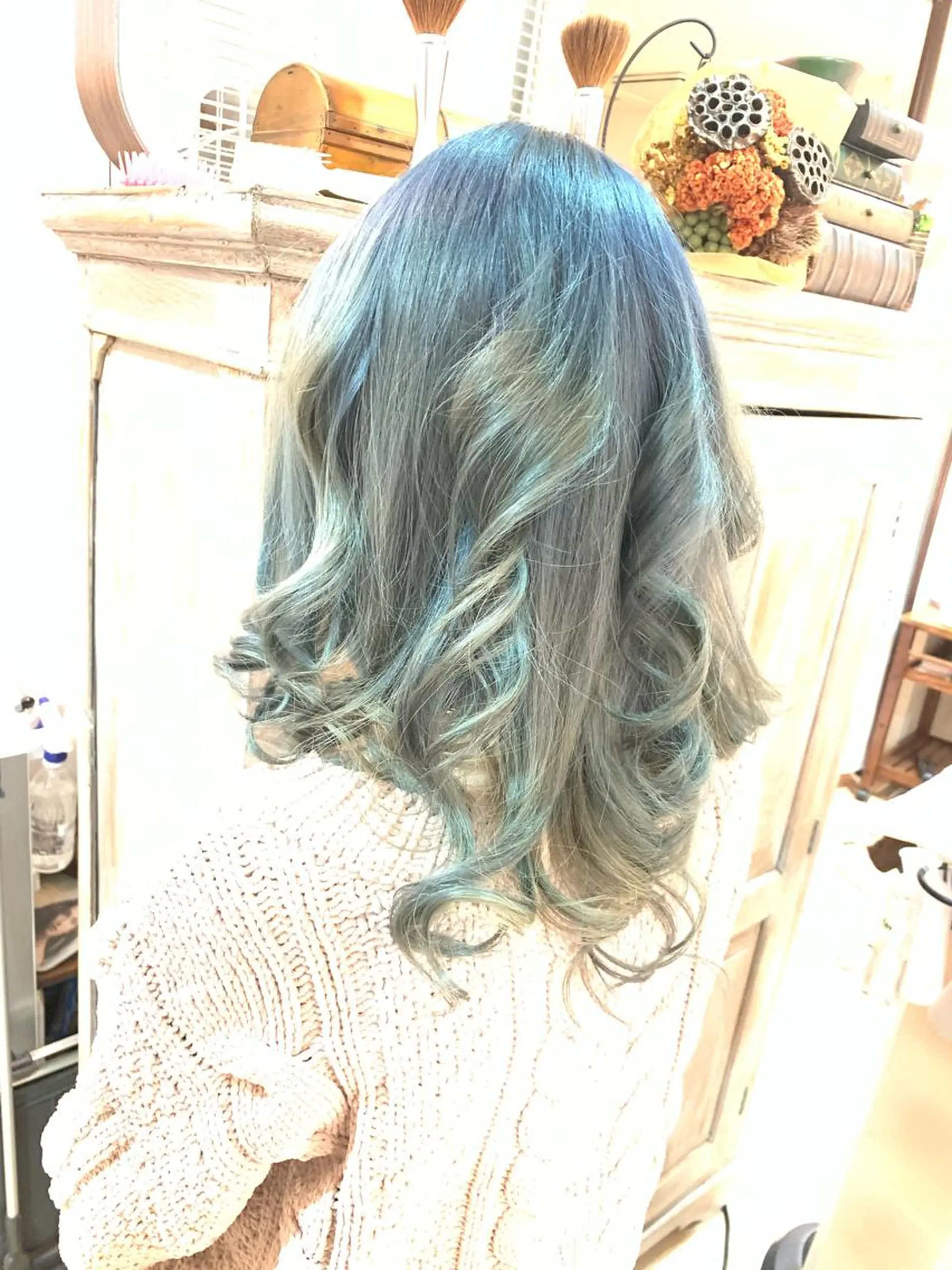 セミロング カラー nishimura makotoのヘアスタイル