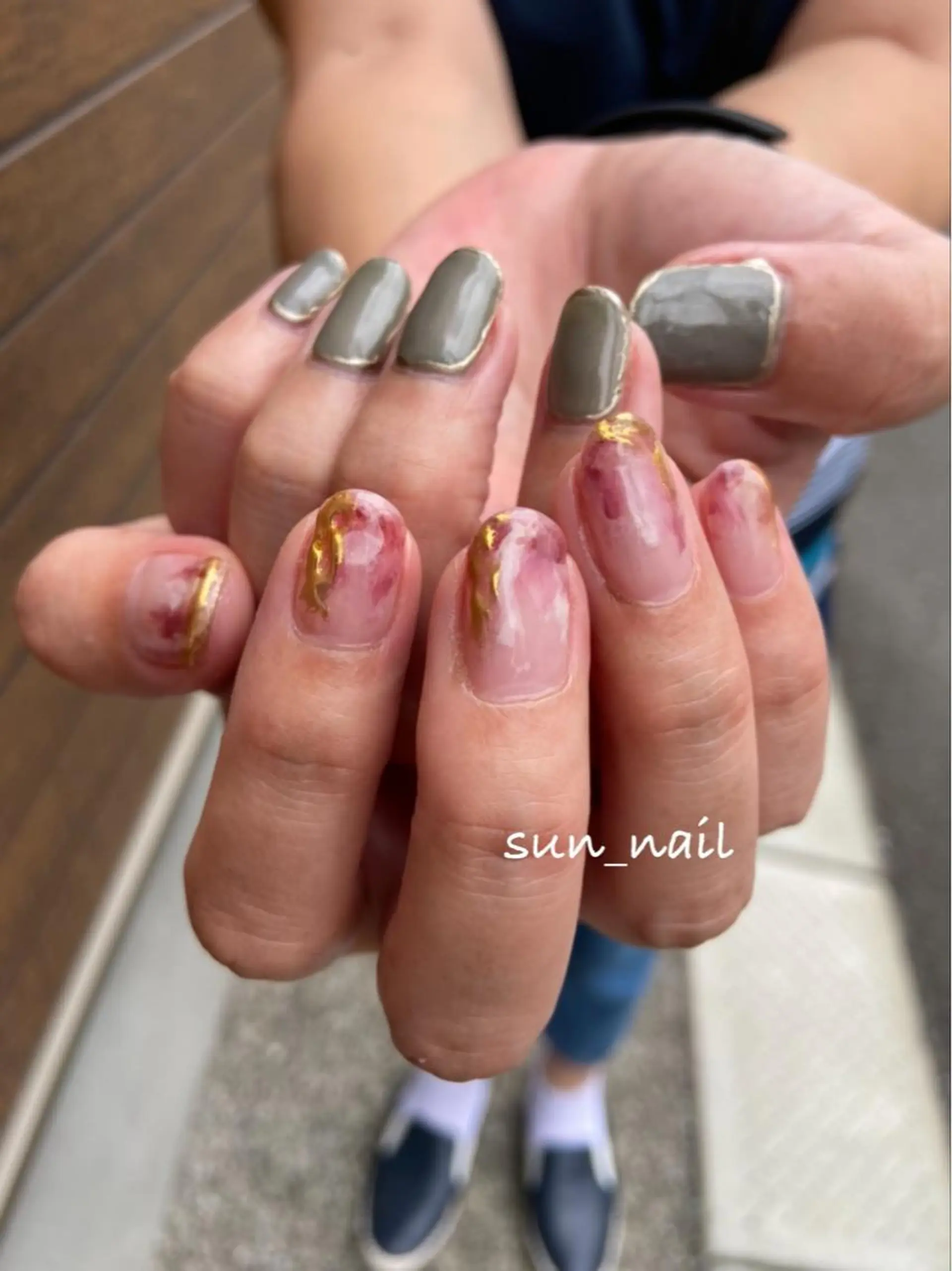 ネイル アートネイル ミラーネイル ニュアンスネイル . unffのネイルデザイン