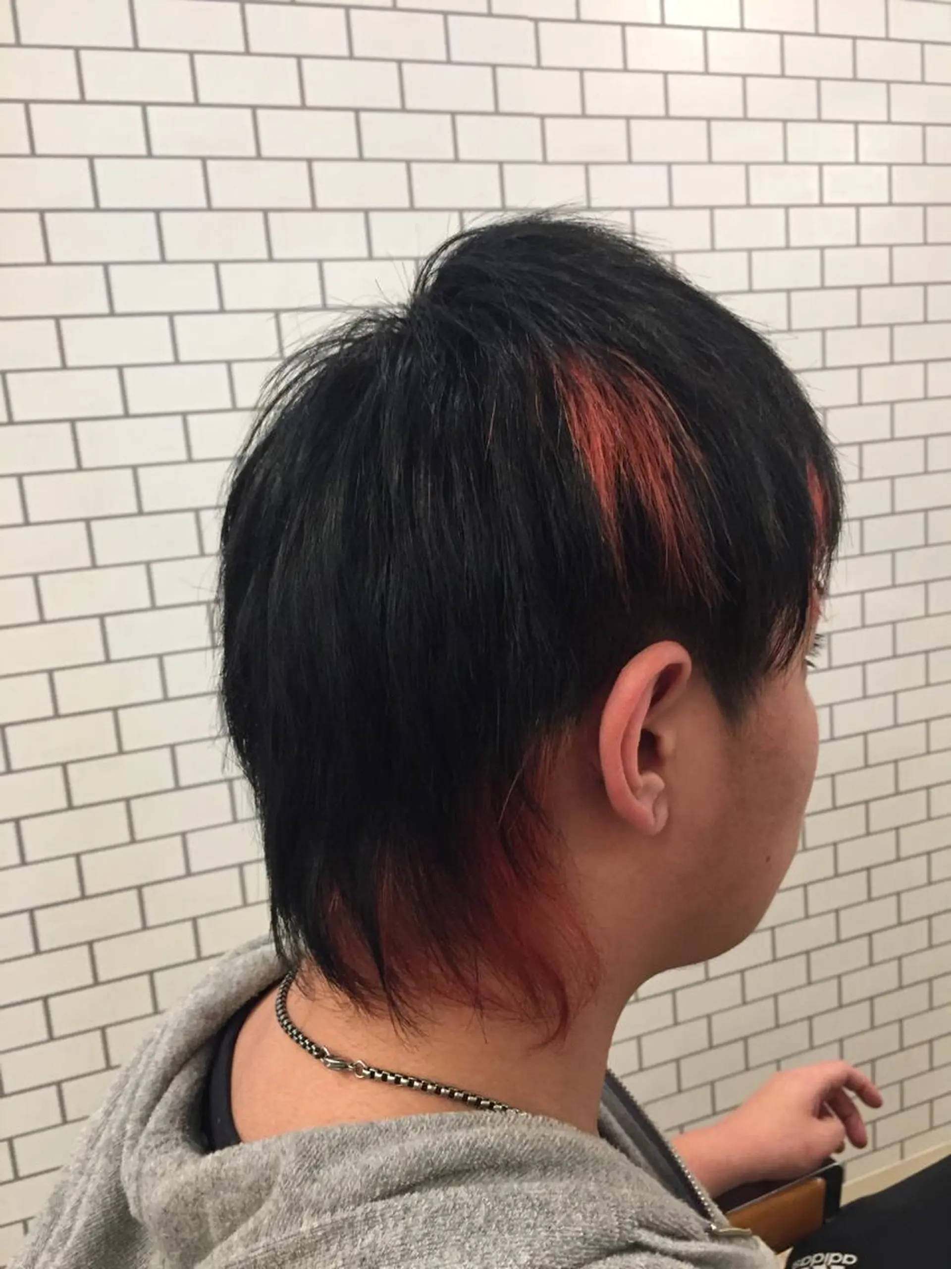 カラー デザインカラー .HIROSHI .のヘアスタイル