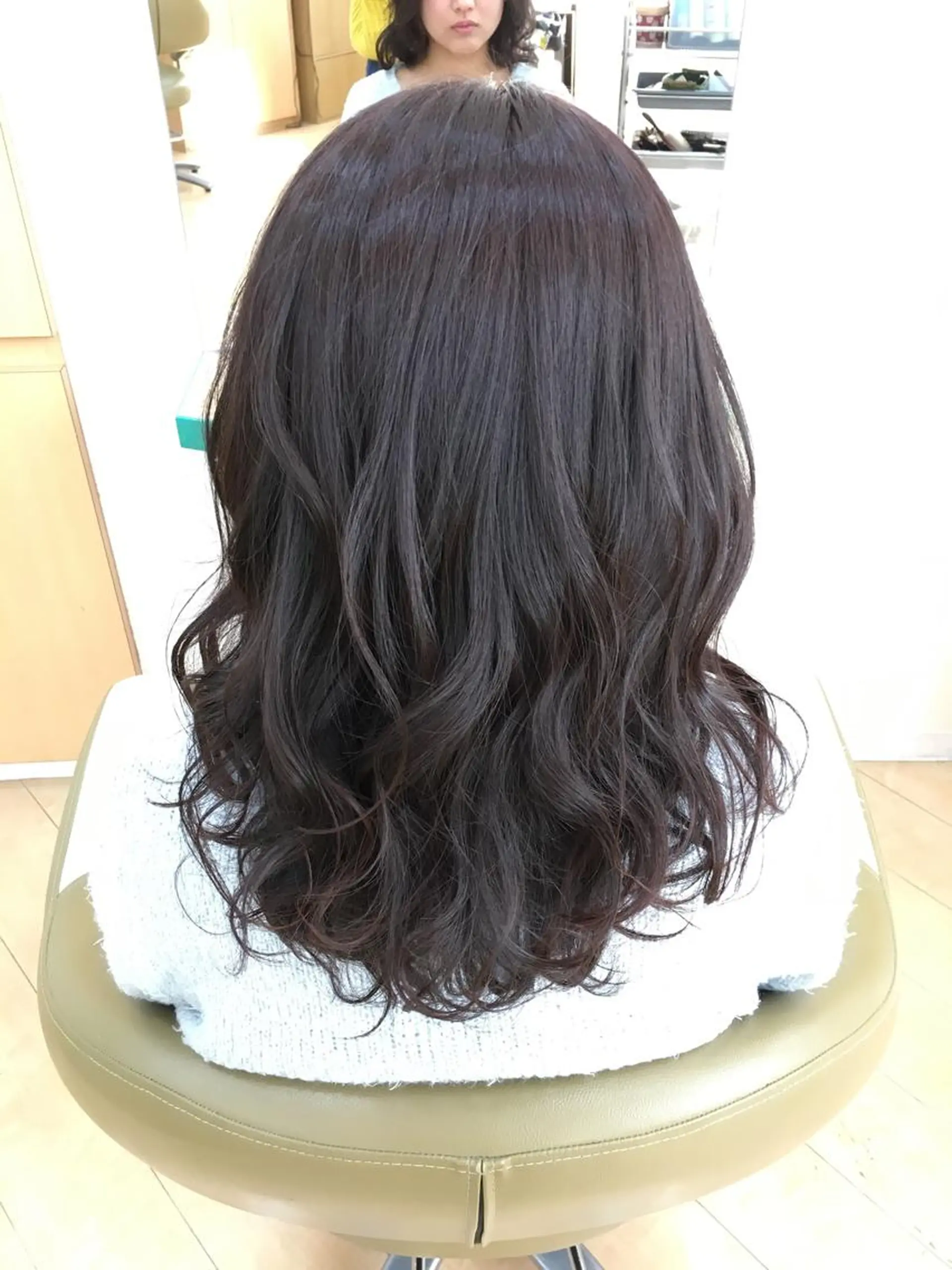 ロング 福原 亜祐美のヘアスタイル