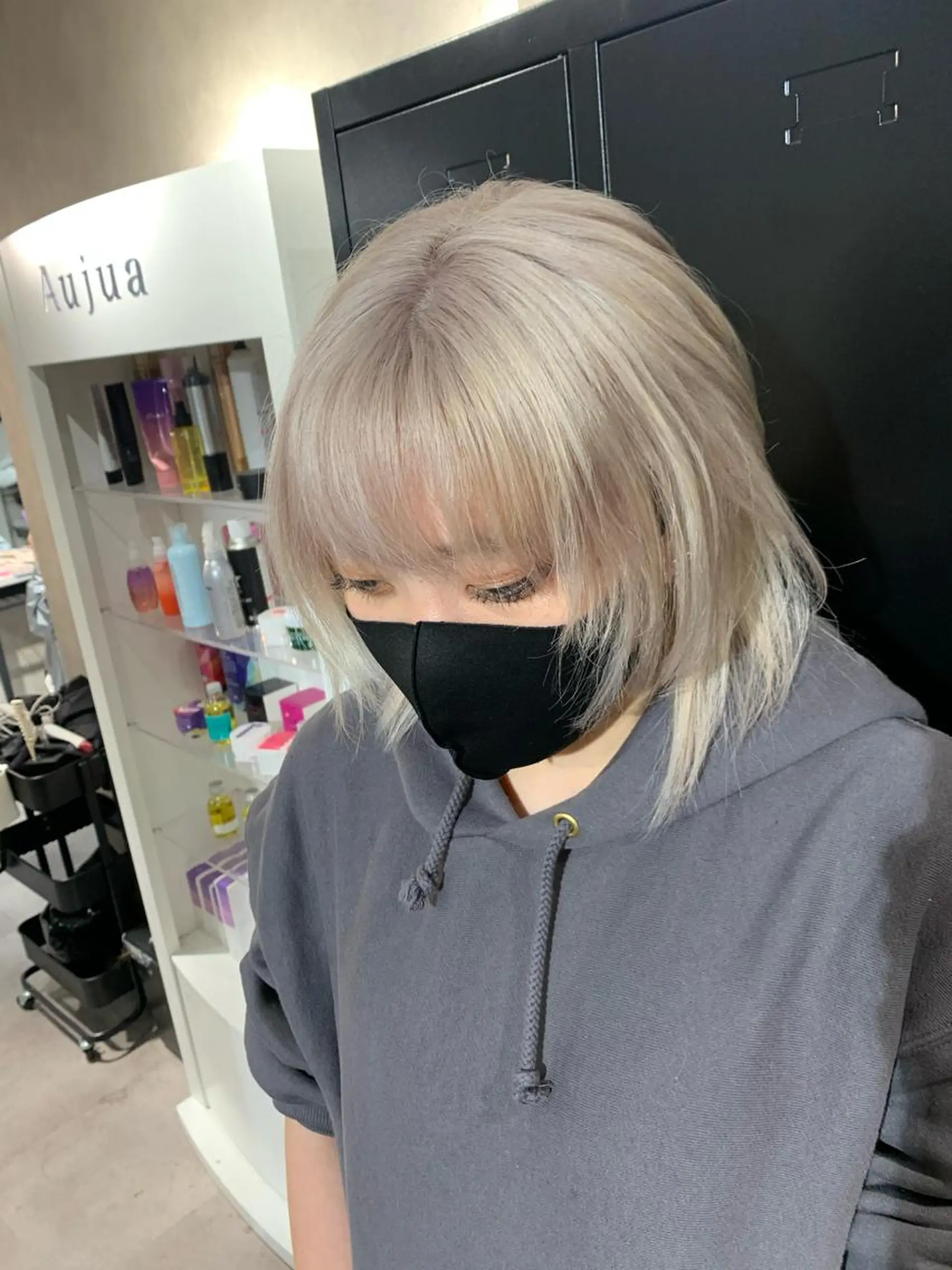 ショート カラー ヘアカラー Selene hair 難波店のヘアスタイル