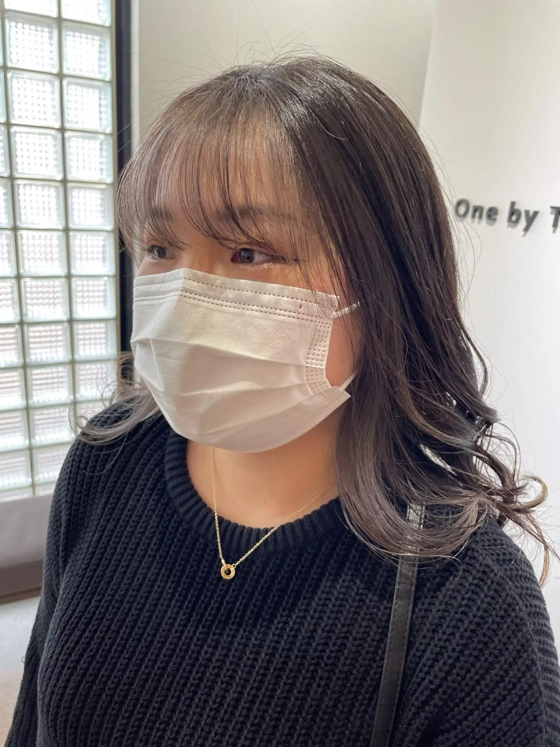 ミディアム カラー イヤリングカラー インナーカラー One By The Ect所属・ショート/脱白髪染め ☆宇﨑悠実のヘアスタイル