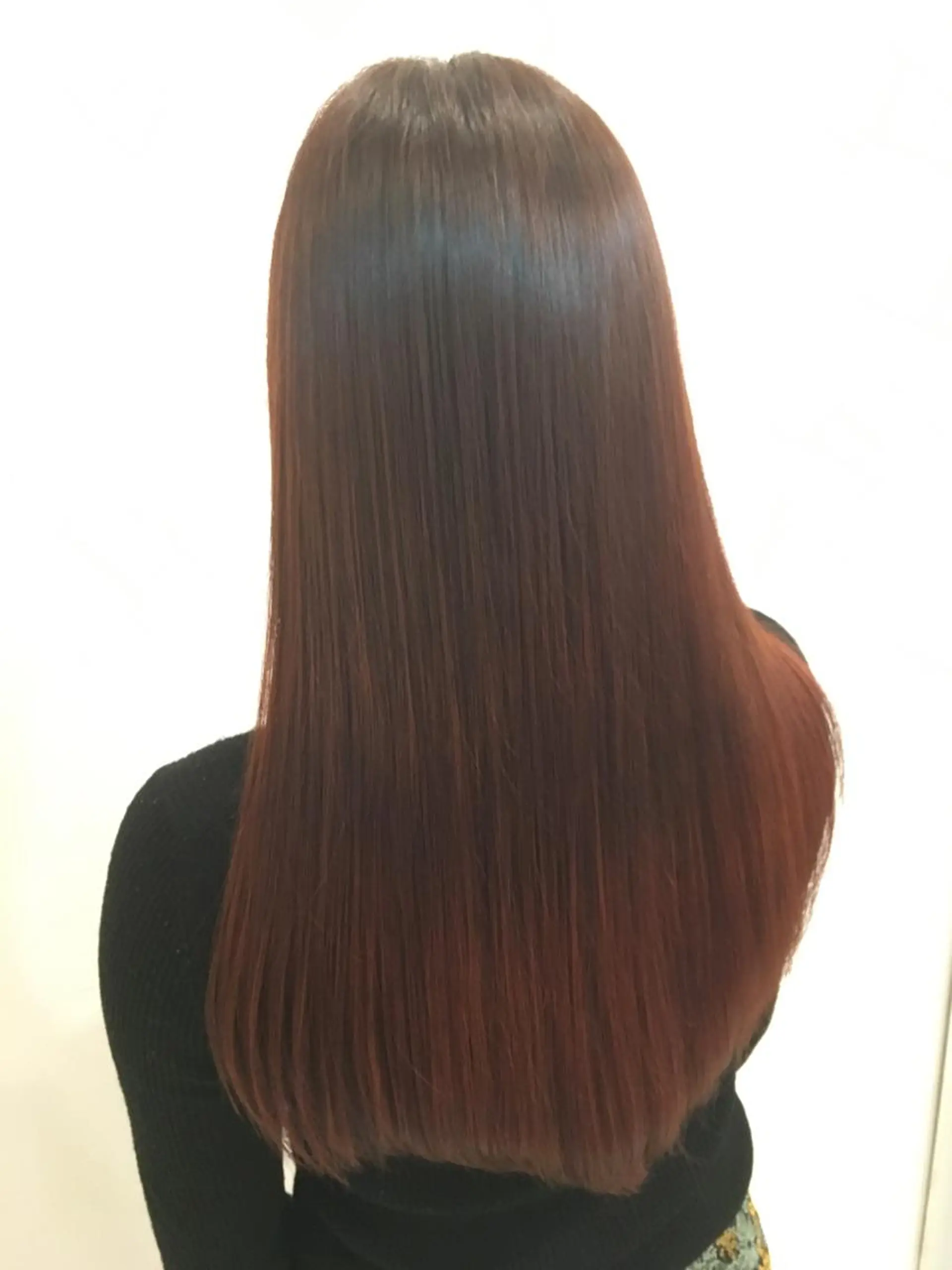 セミロング ロング カラー ブリーチ グラデーションカラー レッドカラー メンズ眉毛ITSUK Iメンズ専門　新宿の眉毛・アイブロウイメージ