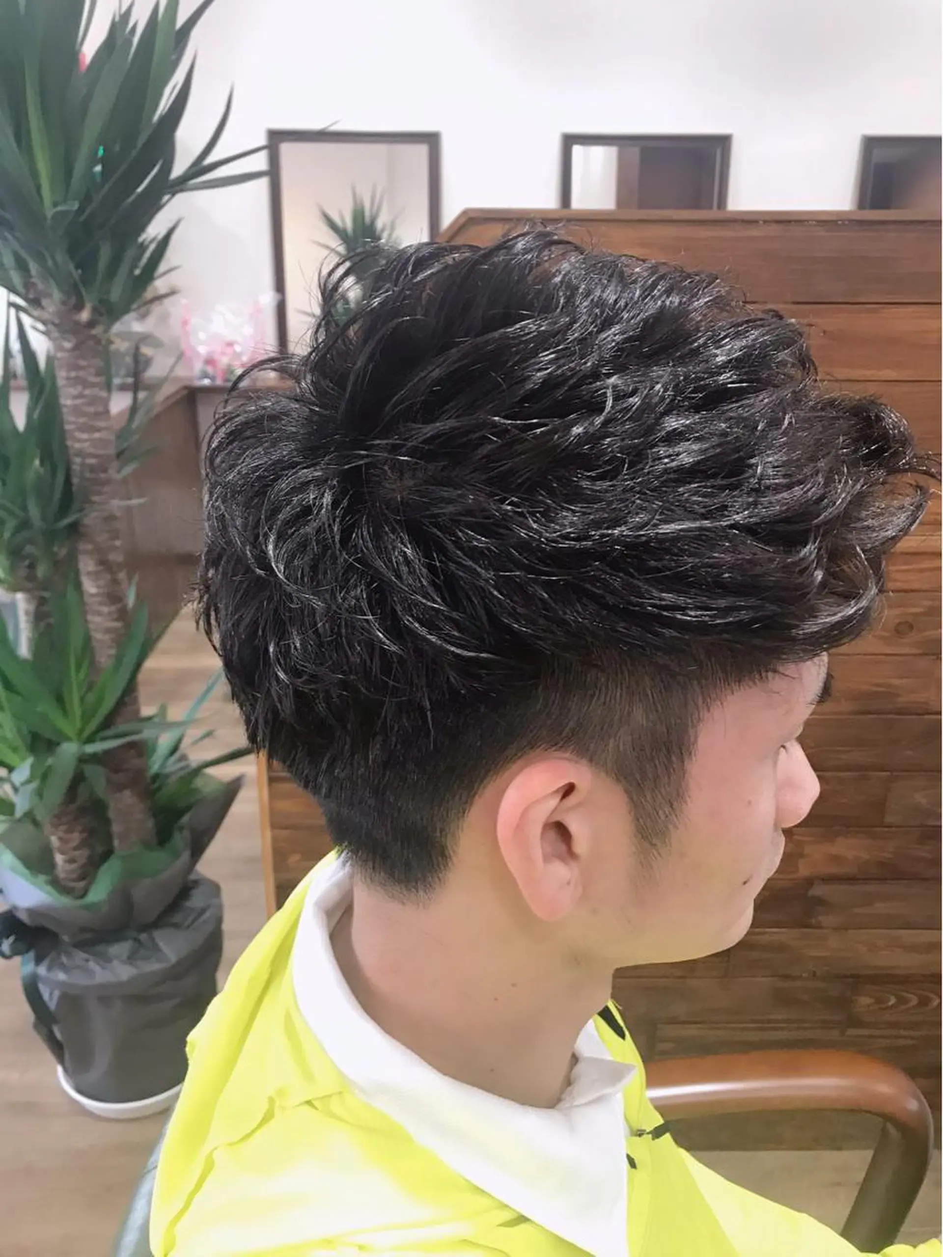 ショート パーマ メンズ メンズパーマ カット パーマ トリートメント Rug Relief所属・Rug Relief 吉田のヘアスタイル