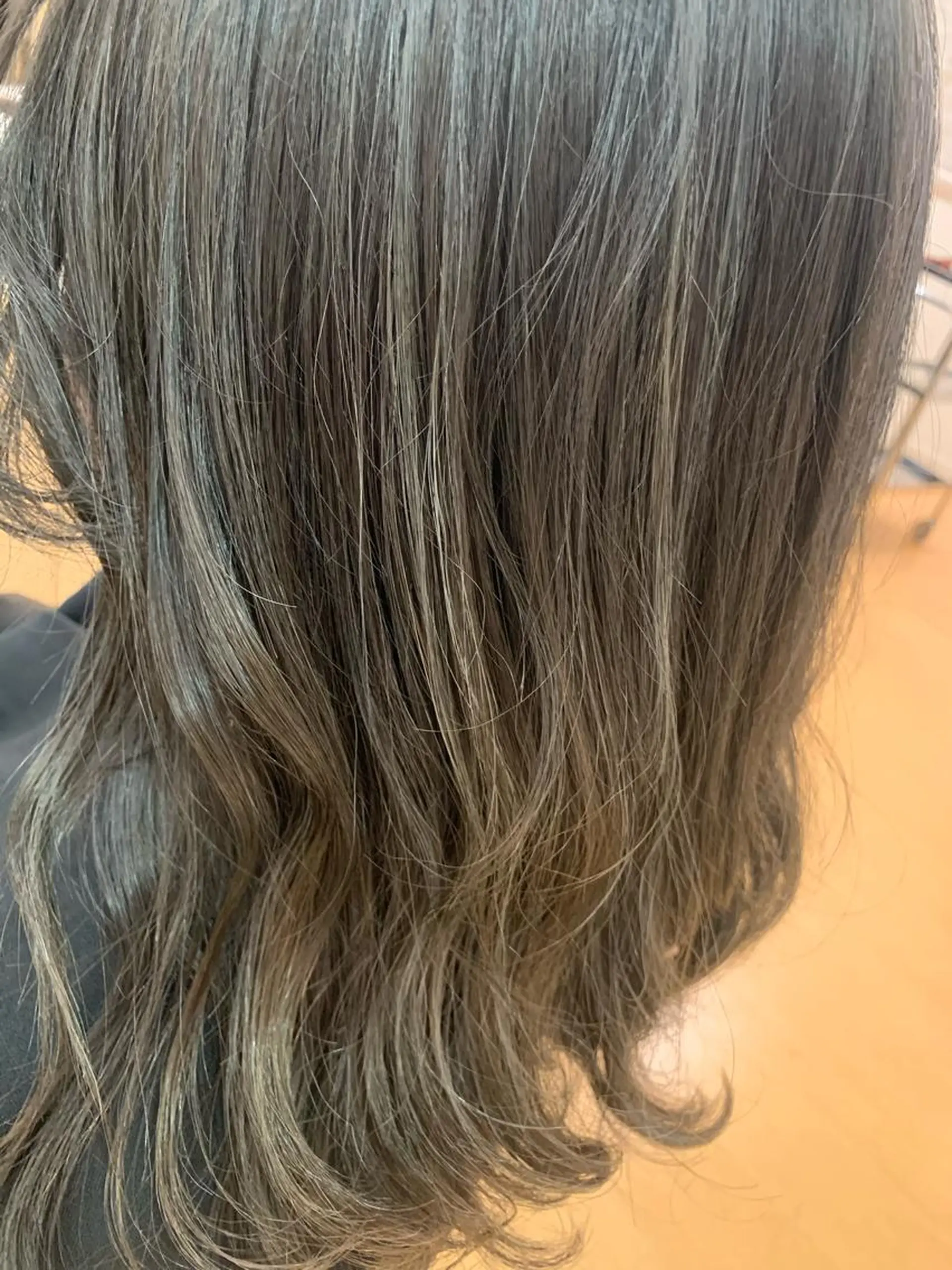 セミロング カラー ハイライトカラー ハイライト 🤍小田 恵美🤍のマツエク・マツパデザイン