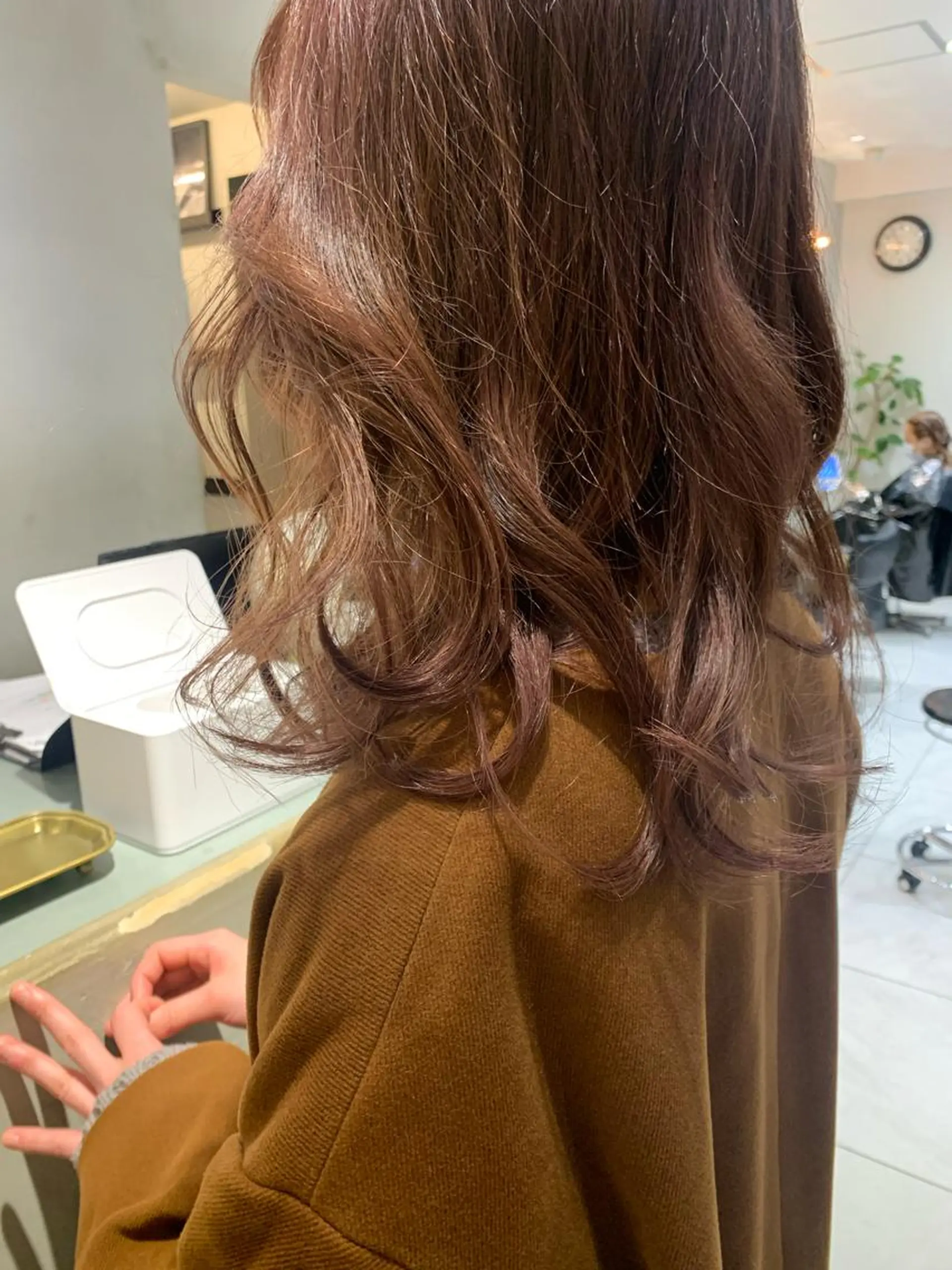 カラー ラベンダー/レイヤー スタイル🤎mamiのヘアスタイル