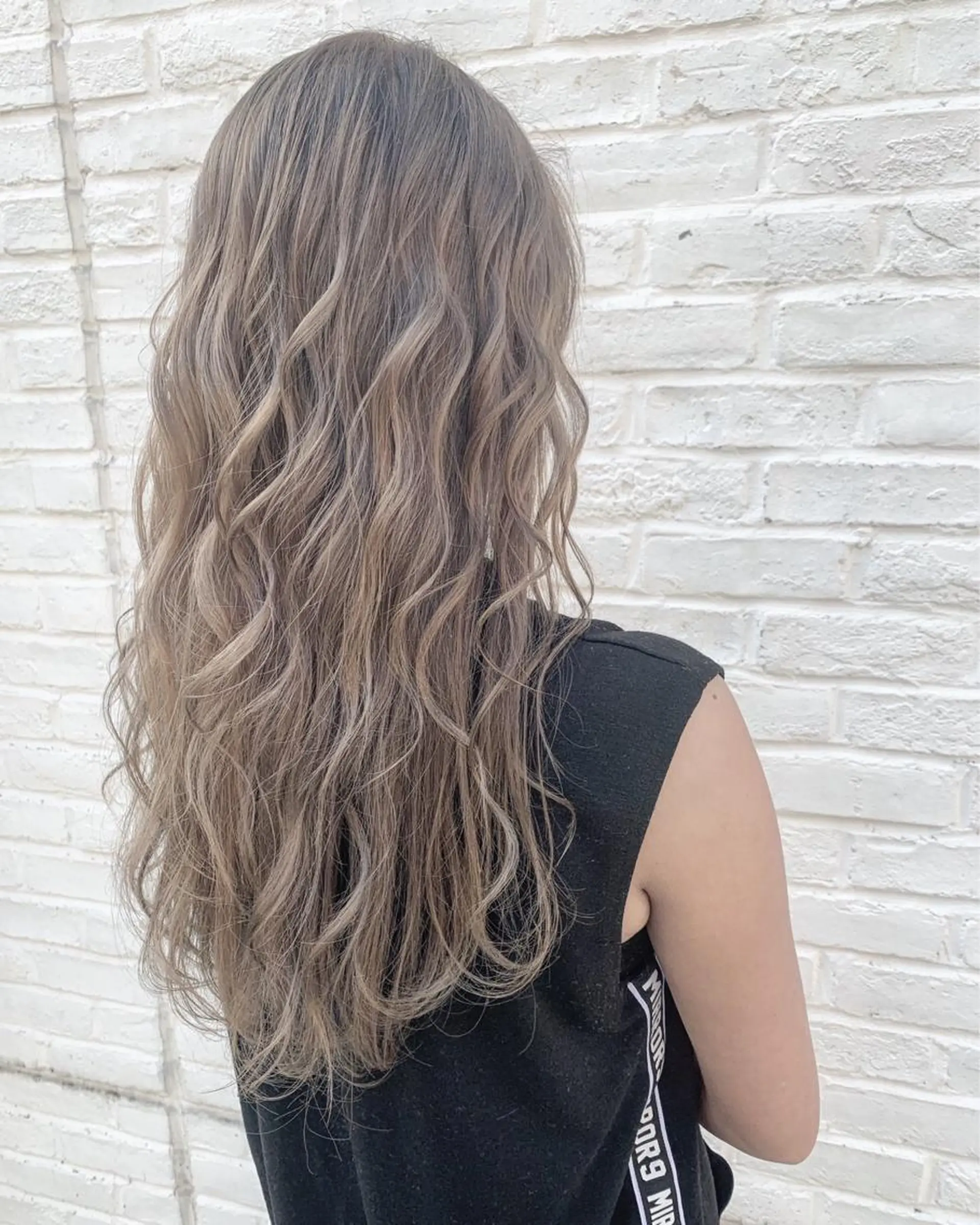 ロング カラー ヘアアレンジ 垢抜け案内人 鈴木聖矢✂️のヘアスタイル