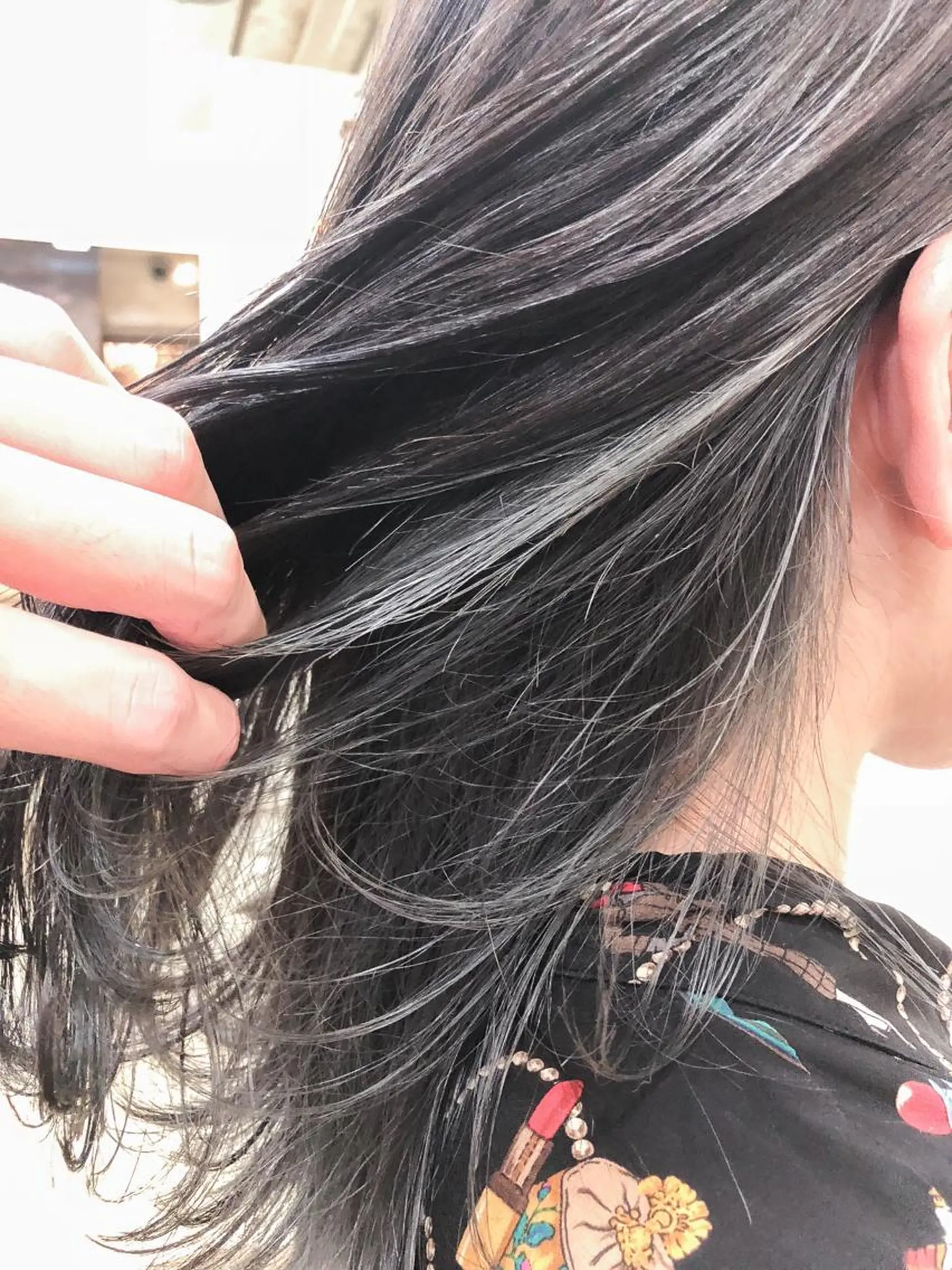 ミディアム カラー Siesta所属・📣髪質改善縮毛矯正 特化美容師｜庭田📣のヘアスタイル