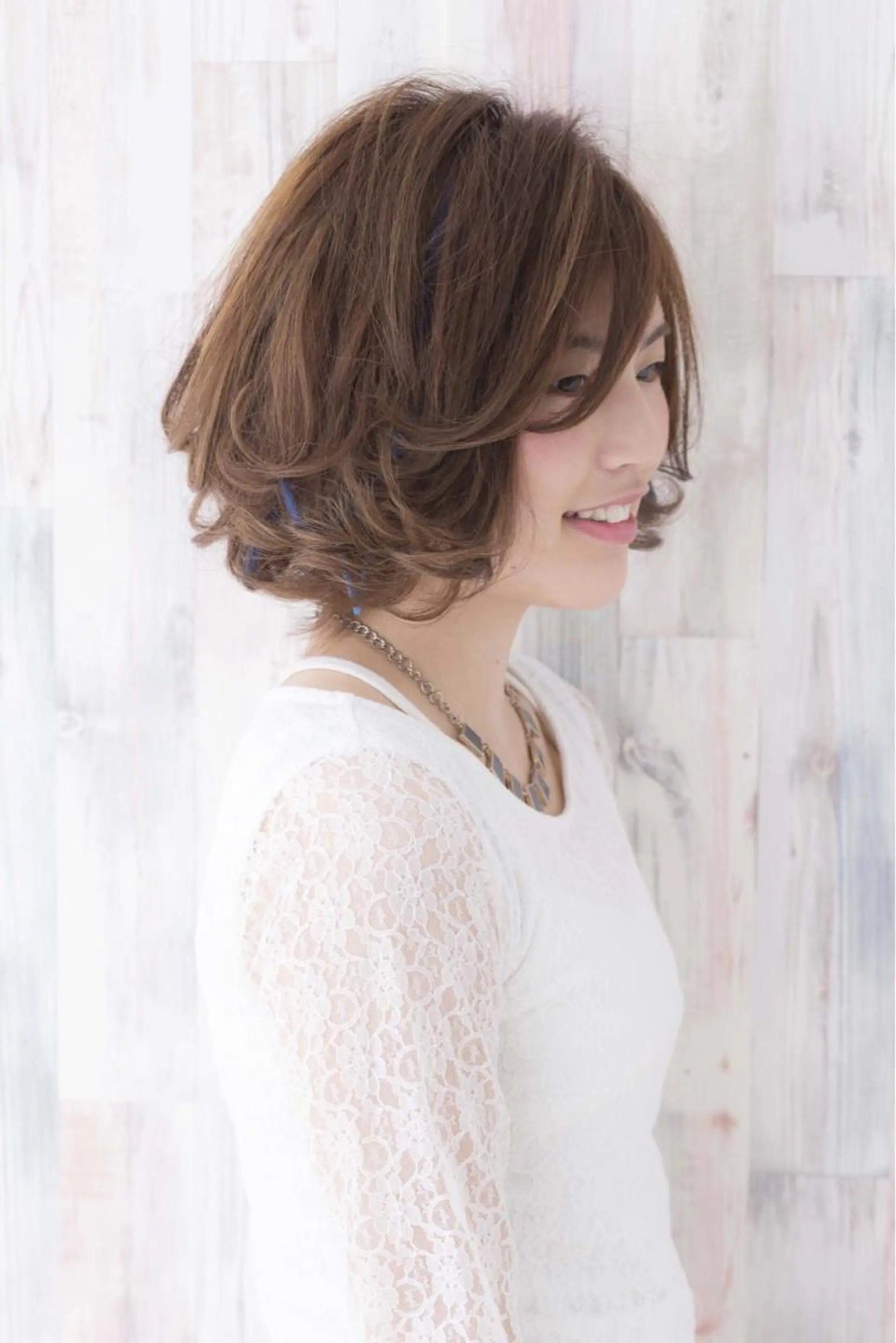 ショート カラー パーマ embrace エンブレイスのヘアスタイル