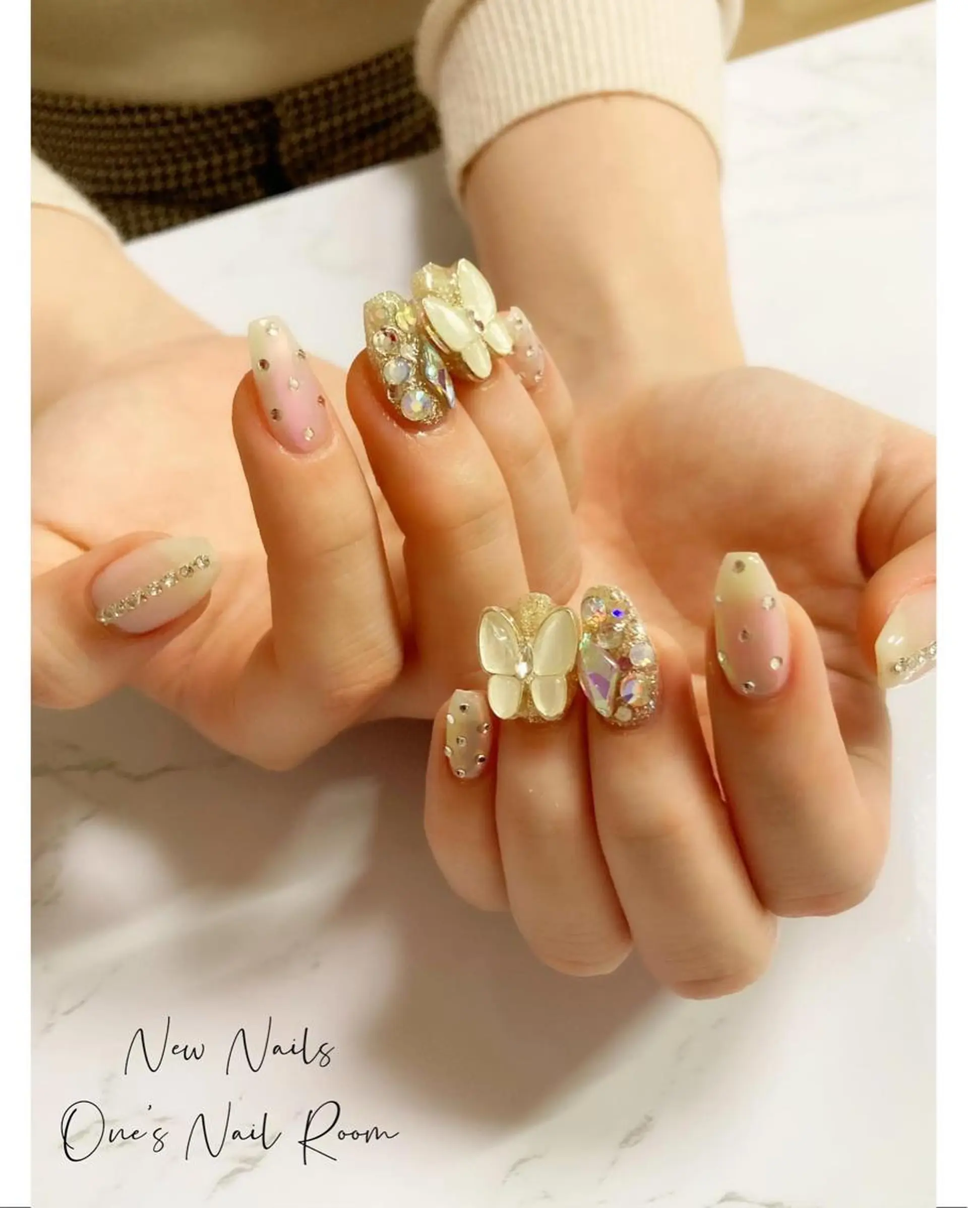 ネイル ハンドネイル One's Nail Roomのネイルデザイン