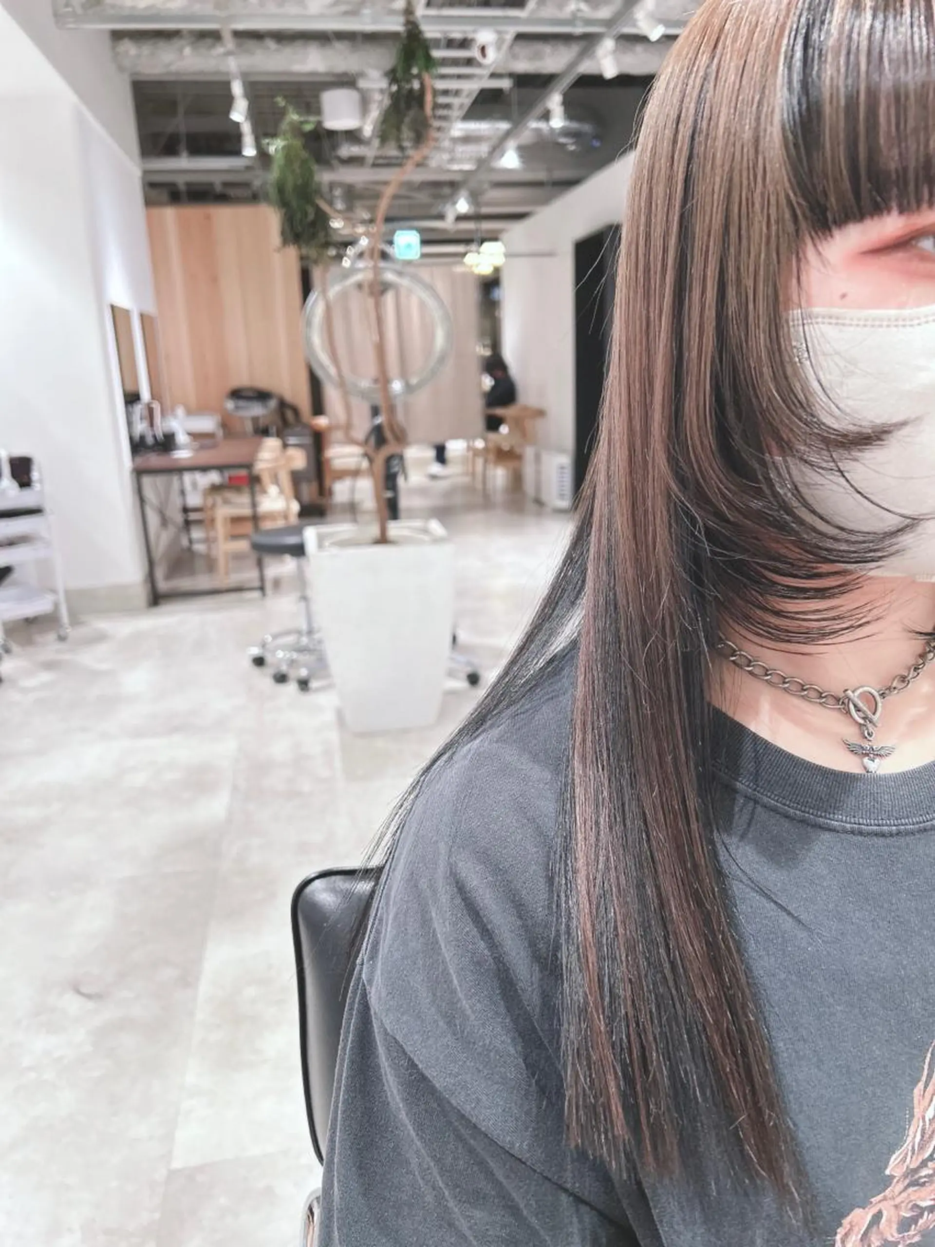 ロング カラー ハイライトカラー 顔周りカット ハイライト レイヤーカット ウルフカット カット ヘアカラー トリートメント GO TODAY  SHAIRE  SALON   渋谷モディ所属・スキバサミを使わない カット🌼唯🌼のヘアスタイル