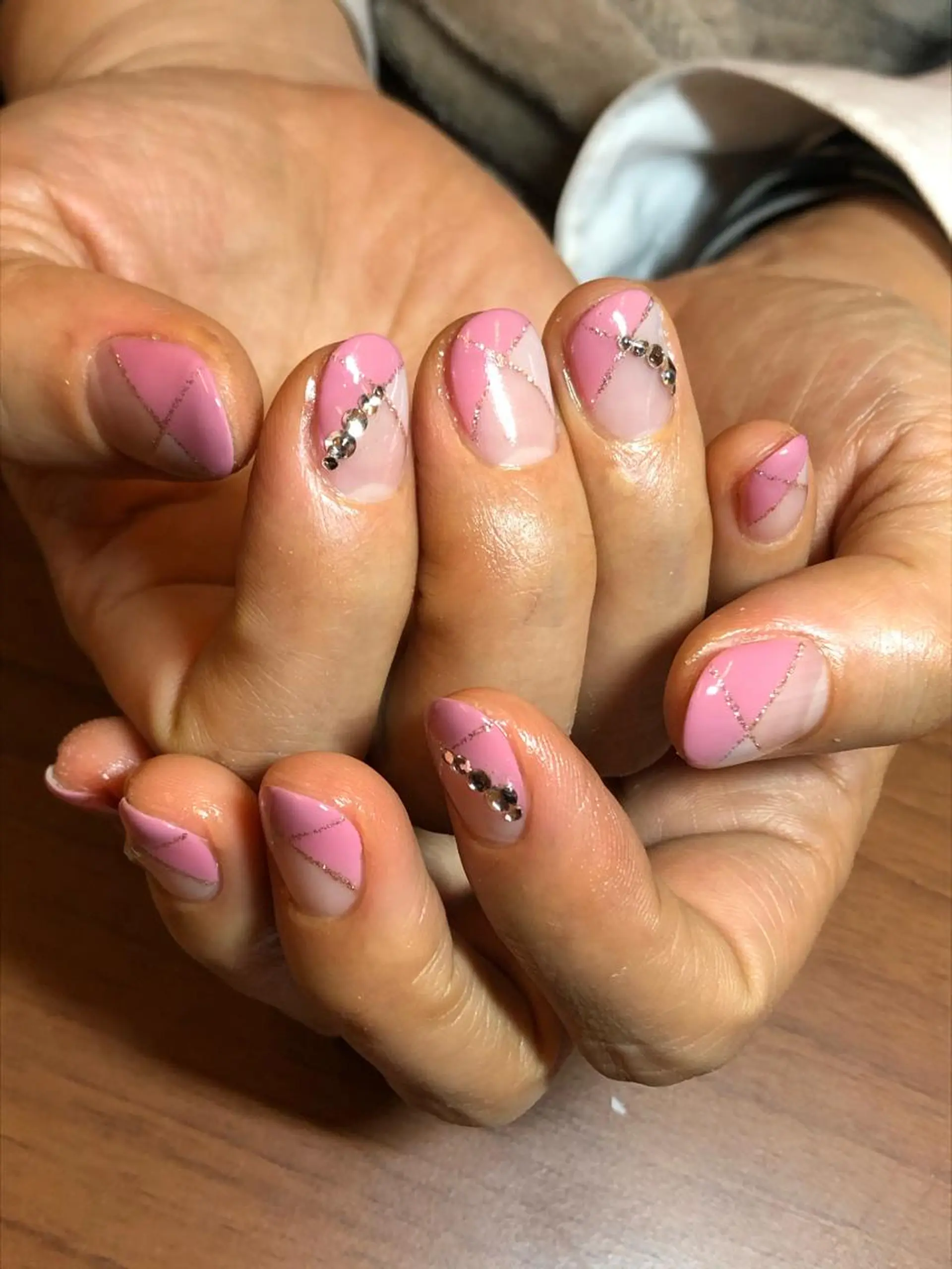 ネイル フレンチネイル M nail はやまうららのネイルデザイン