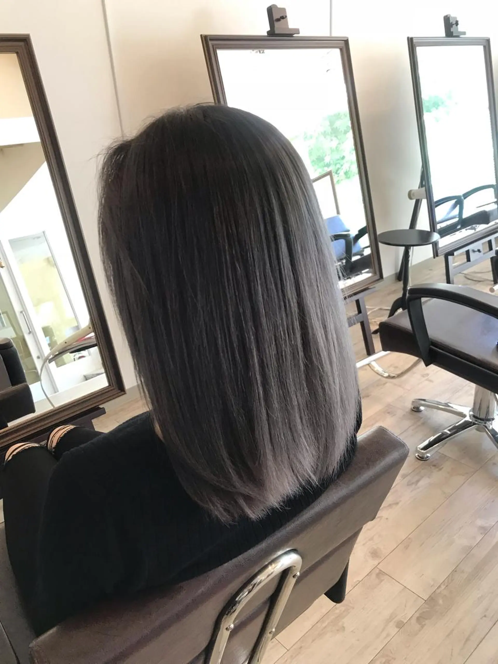 ミディアム ヘアカラー dude hair design.のヘアスタイル