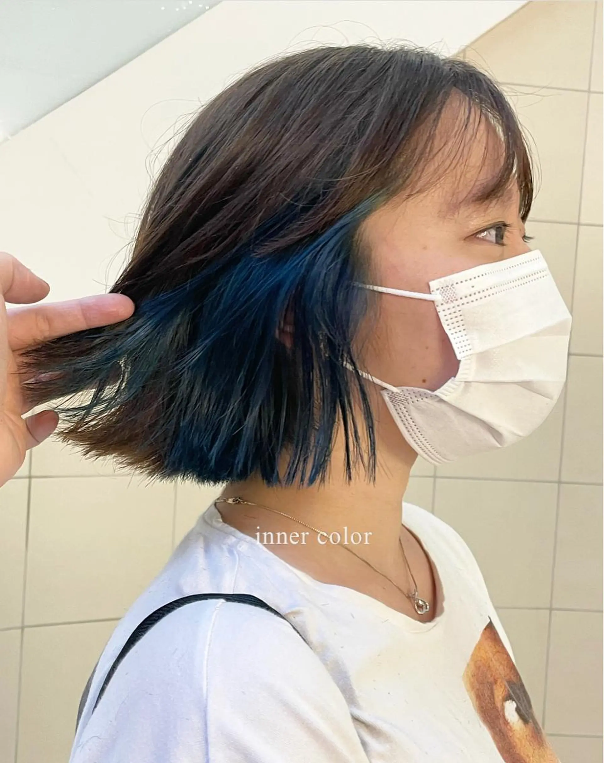 ショート カラー ケアブリーチ/ エクステ/レイヤーのヘアスタイル