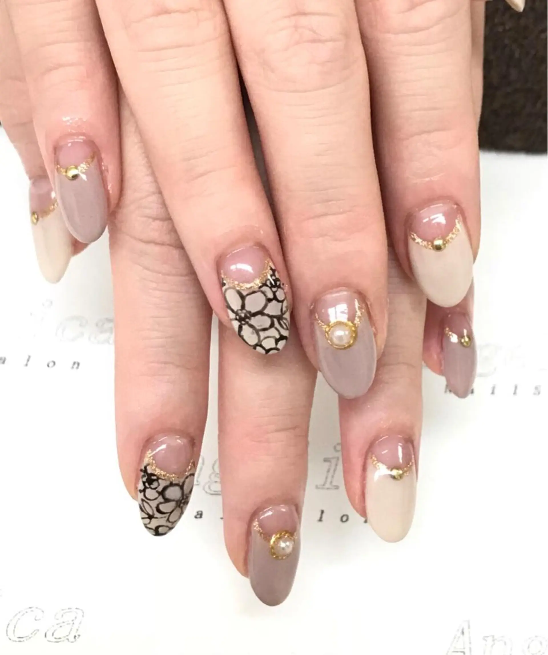 ネイル ハンドネイル Angelica ネイリストのネイルデザイン