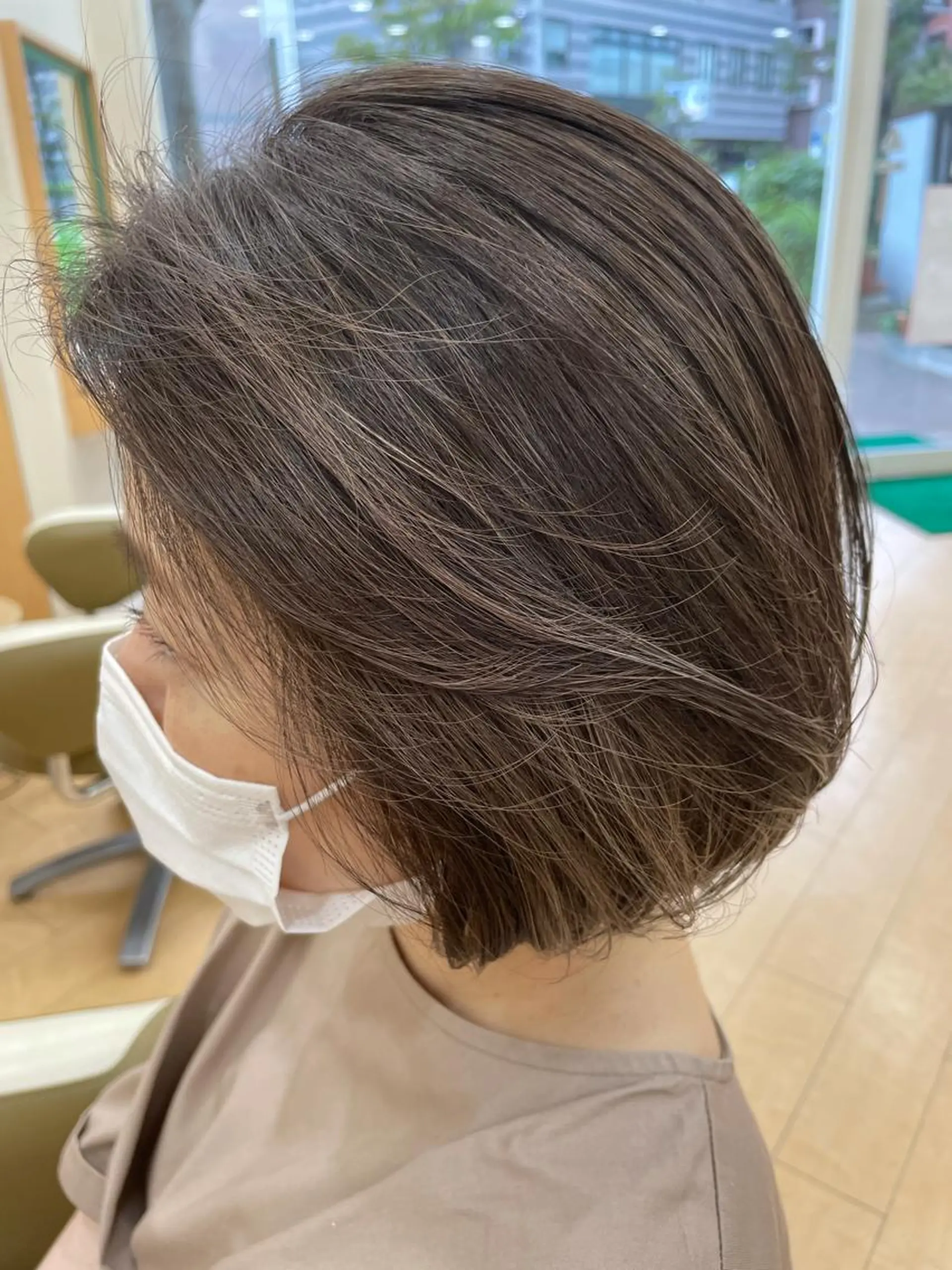 ショート ヘアカラー トリートメント 福原 亜祐美のヘアスタイル