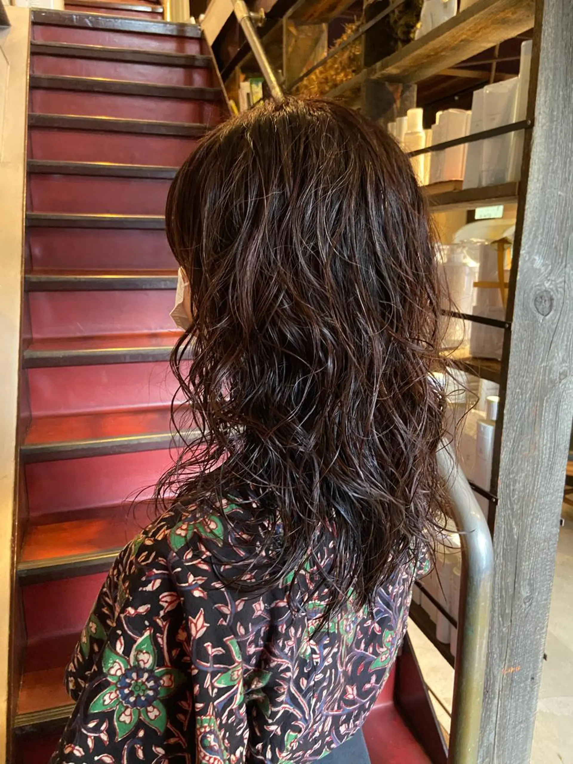 セミロング カラー パーマ セミロングパーマ カット パーマ トリートメント 吉川 愛美李のヘアスタイル