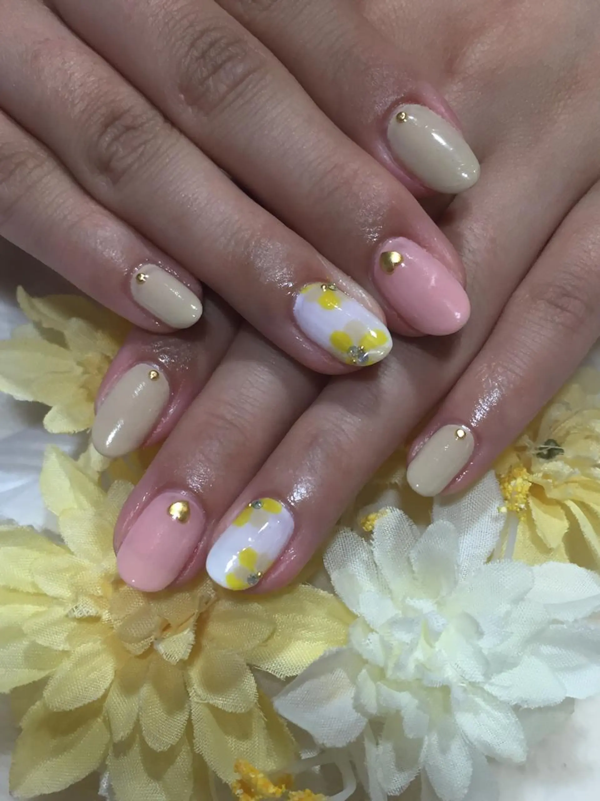 ネイル Sympa 𝓜iwako🐰ᩚのネイルデザイン