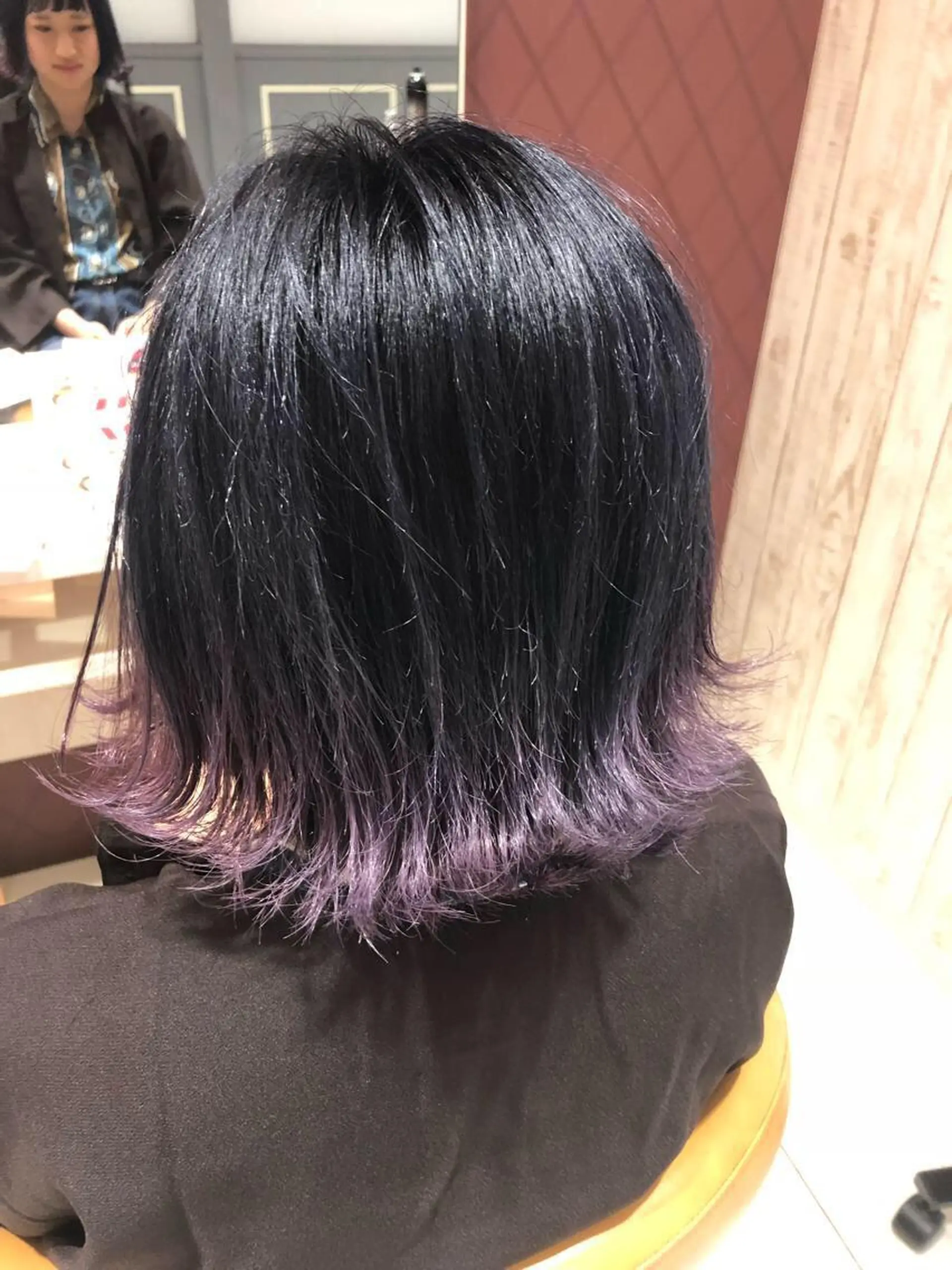 ミディアム カラー バイオレットカラー ヘアカラー 難しい髪質の縮毛矯正 高岡/射水/髪質改善のヘアスタイル