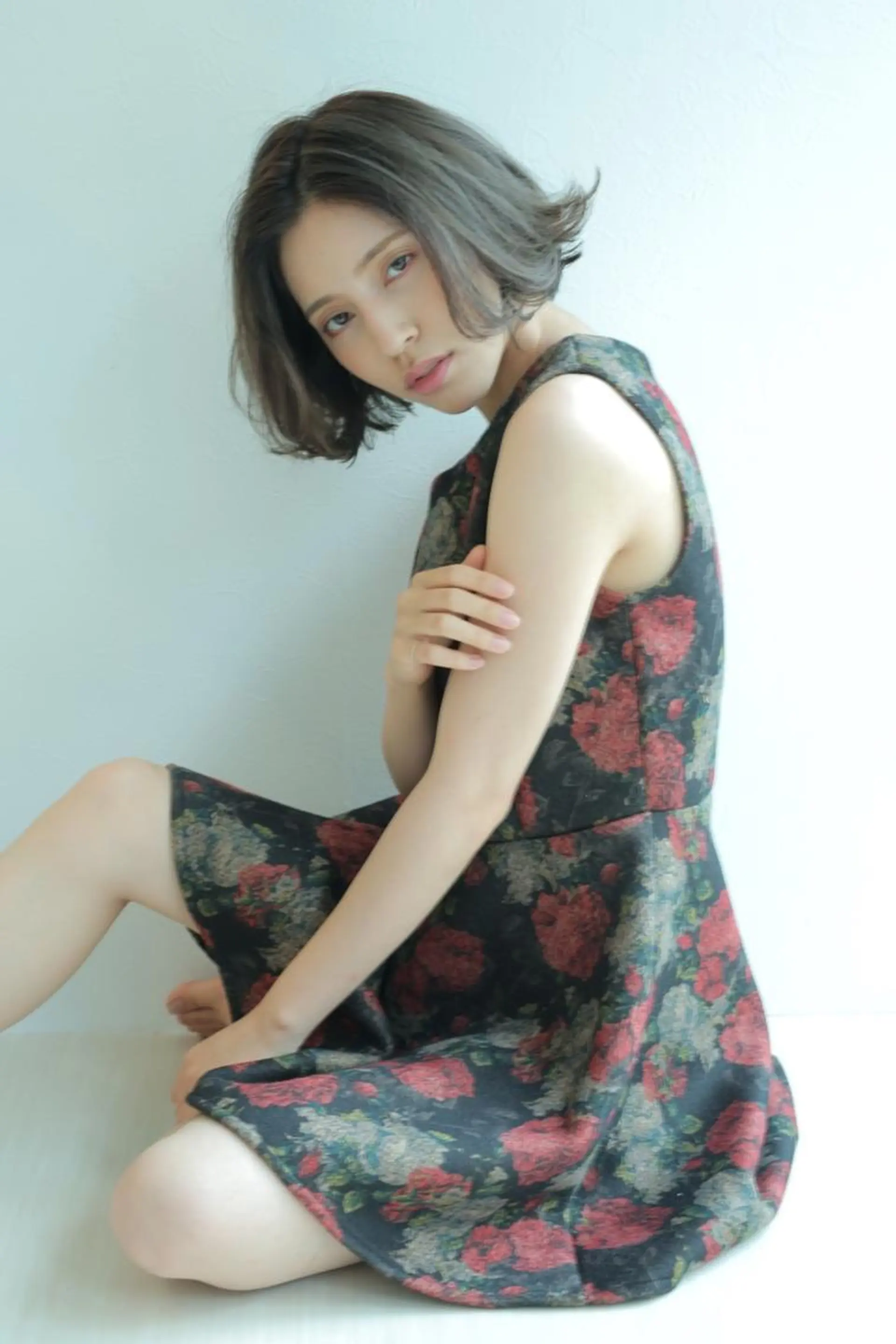 ミディアム due hair 京都駅前店 MILBON オージュア認定サロン【デューヘアー】所属・ハイトーンブリーチ 土坂　由志【京都】のヘアスタイル