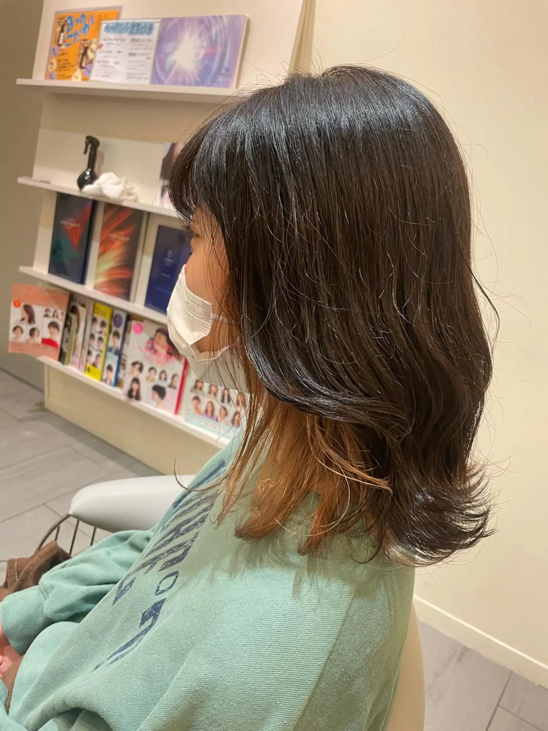 ミディアム カラー 韓国風レイヤーカット 松葉翔のヘアスタイル