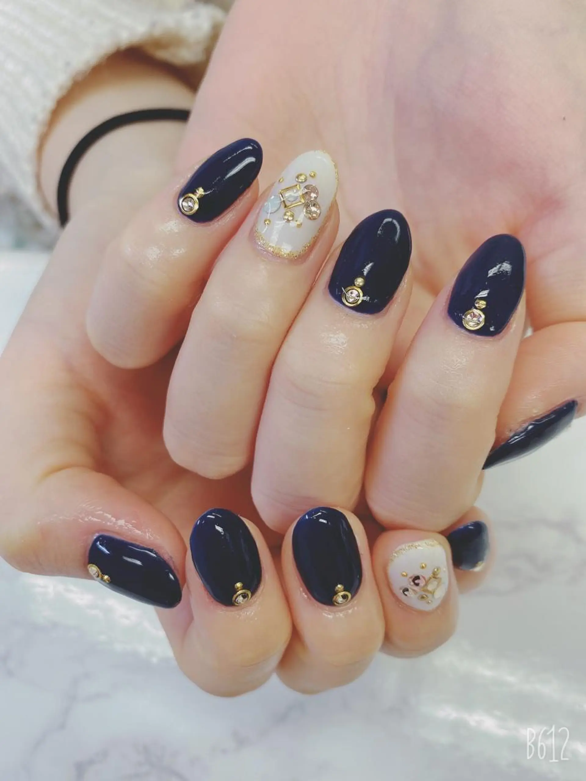 ミディアム ハンドネイル JNA認定講師🌸 RIEのネイルデザイン