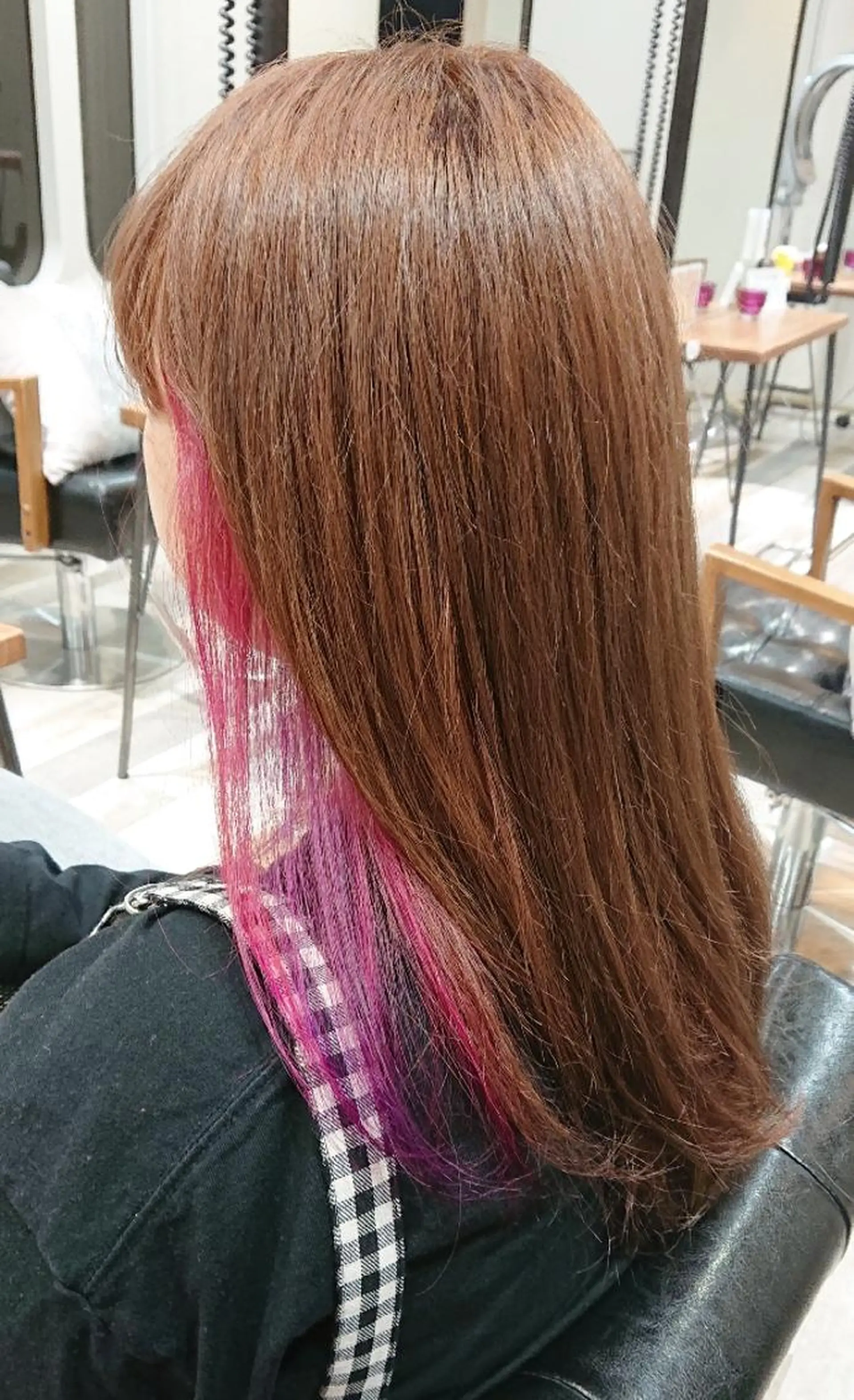 ミディアム カラー イヤリングカラー ピンクカラー ACROあべの店所属・艶カラー/インナー /グラデ/大西小百合のヘアスタイル