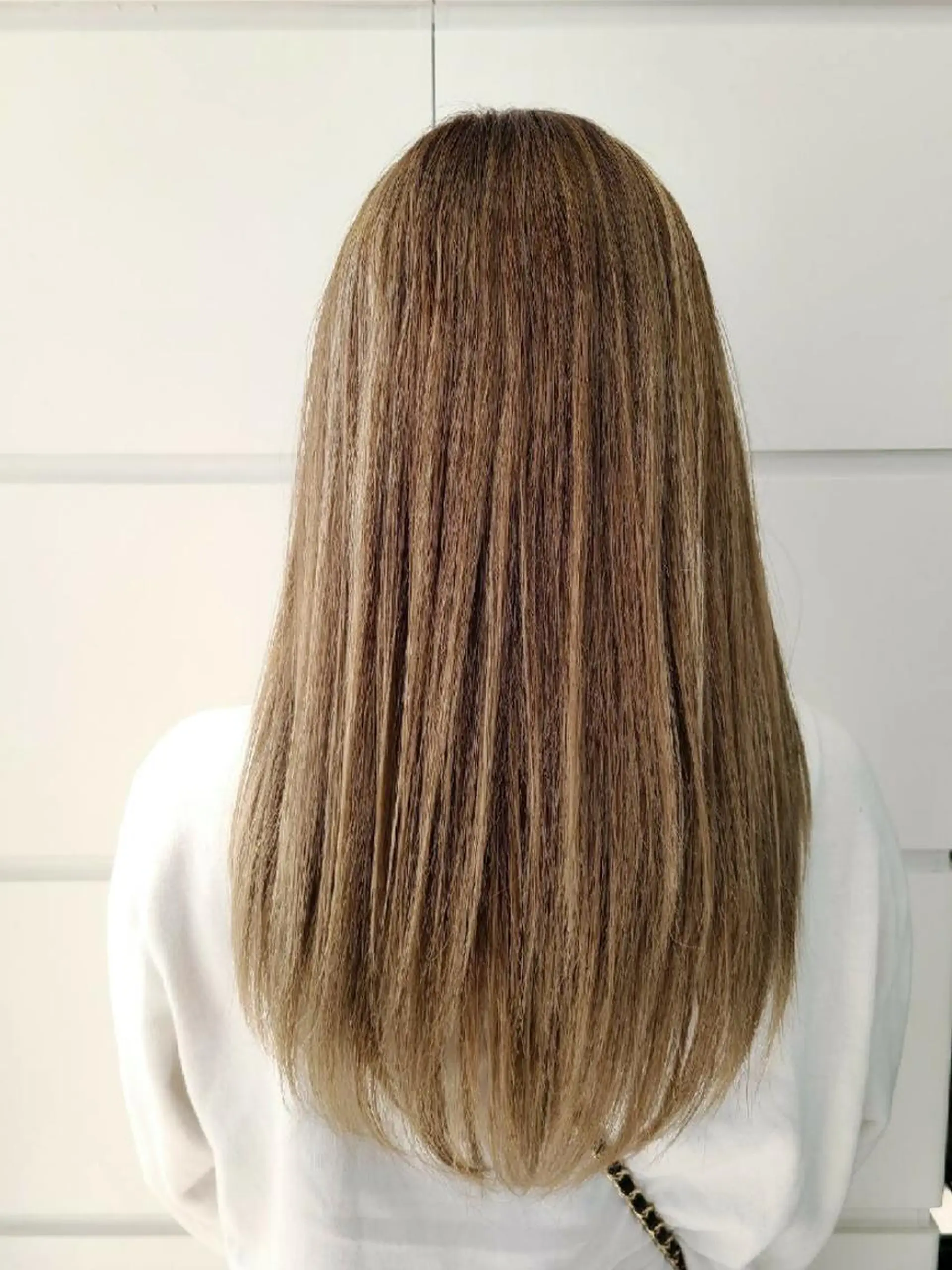 ロング GO TODAYシェアサロン岡山店所属・🎗️髪質改善・美髪 艶髪🥇小西邦生のヘアスタイル