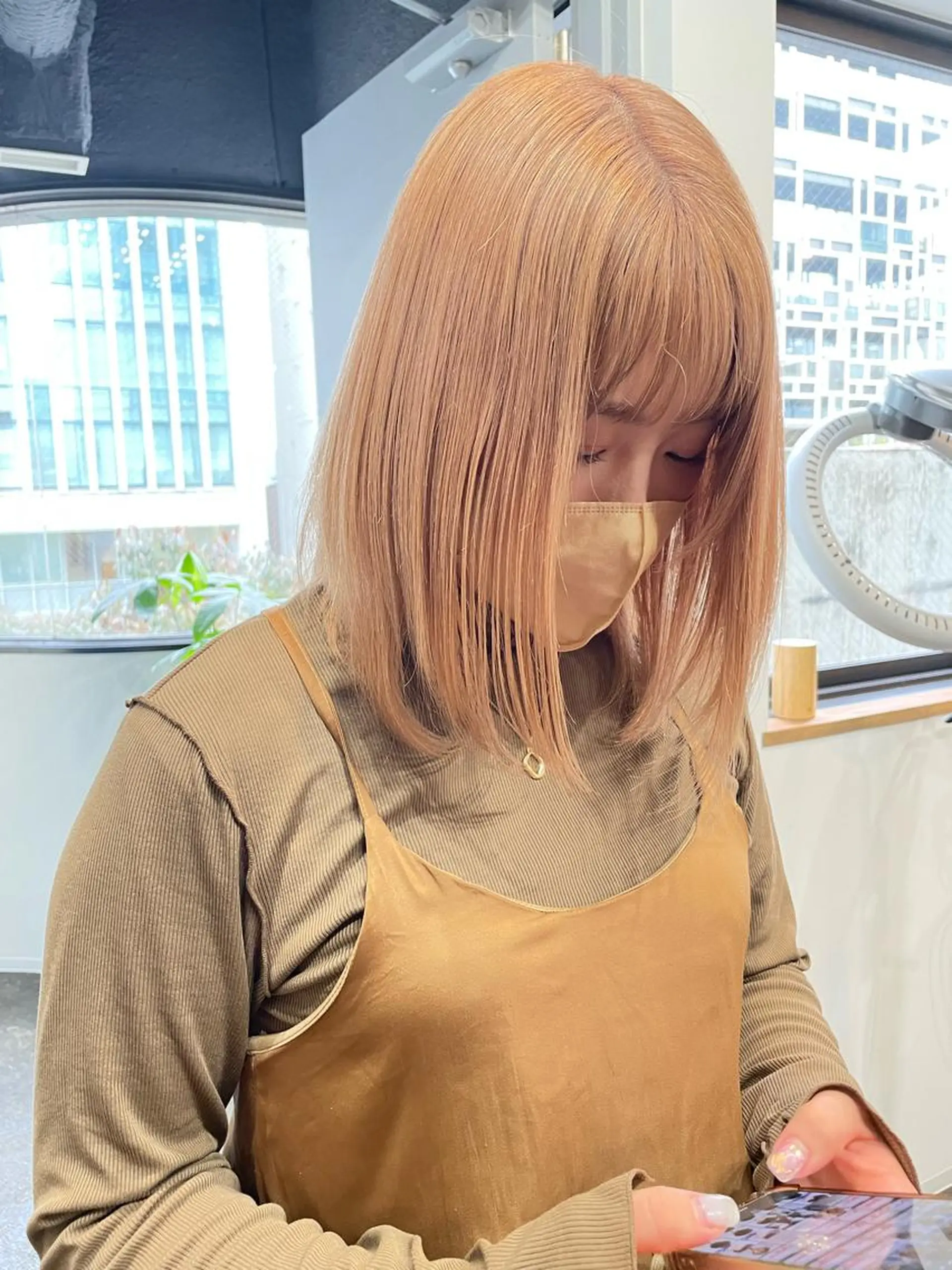 カラー 透明感カラー ヘアカラー トリートメント ミルクティー× グレージュMOMOのヘアスタイル