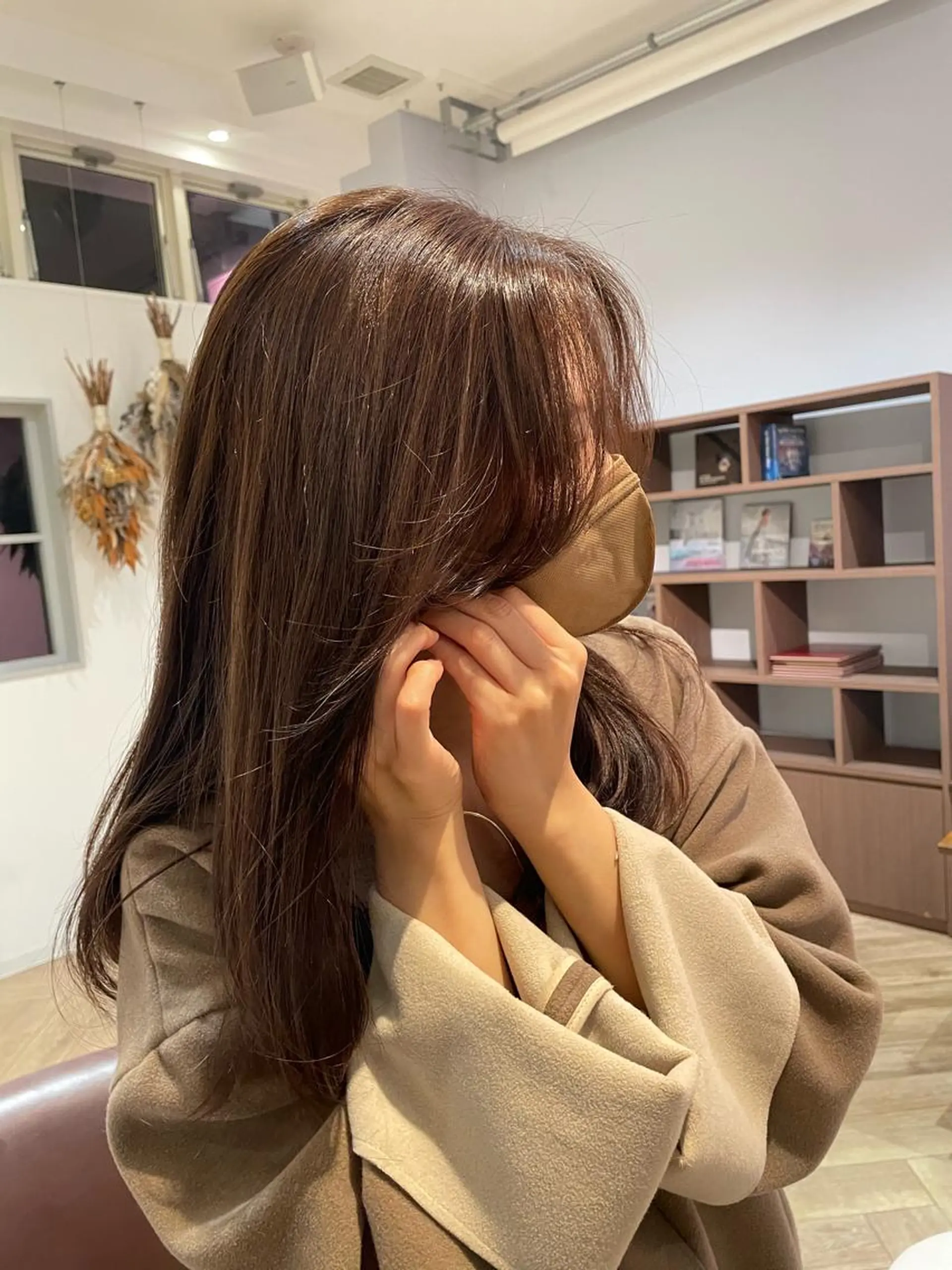 ロング カラー 安田 朱由のヘアスタイル