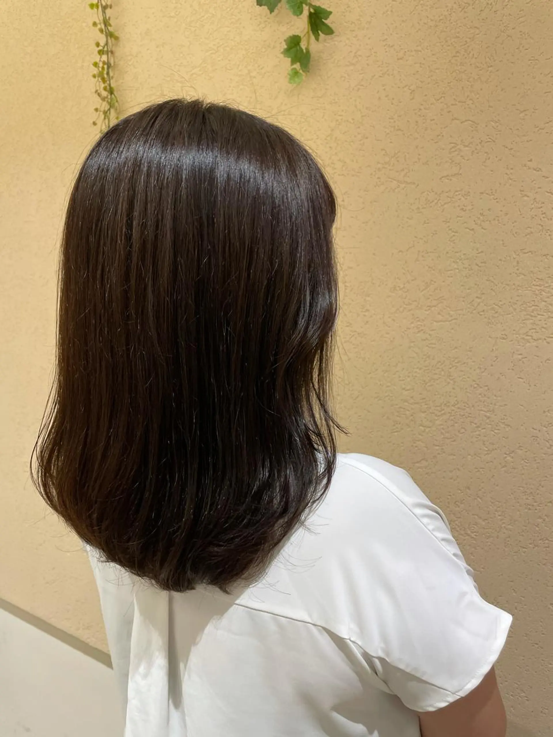 ミディアム カラー シャドールーツ美容師 篠原康太のヘアスタイル