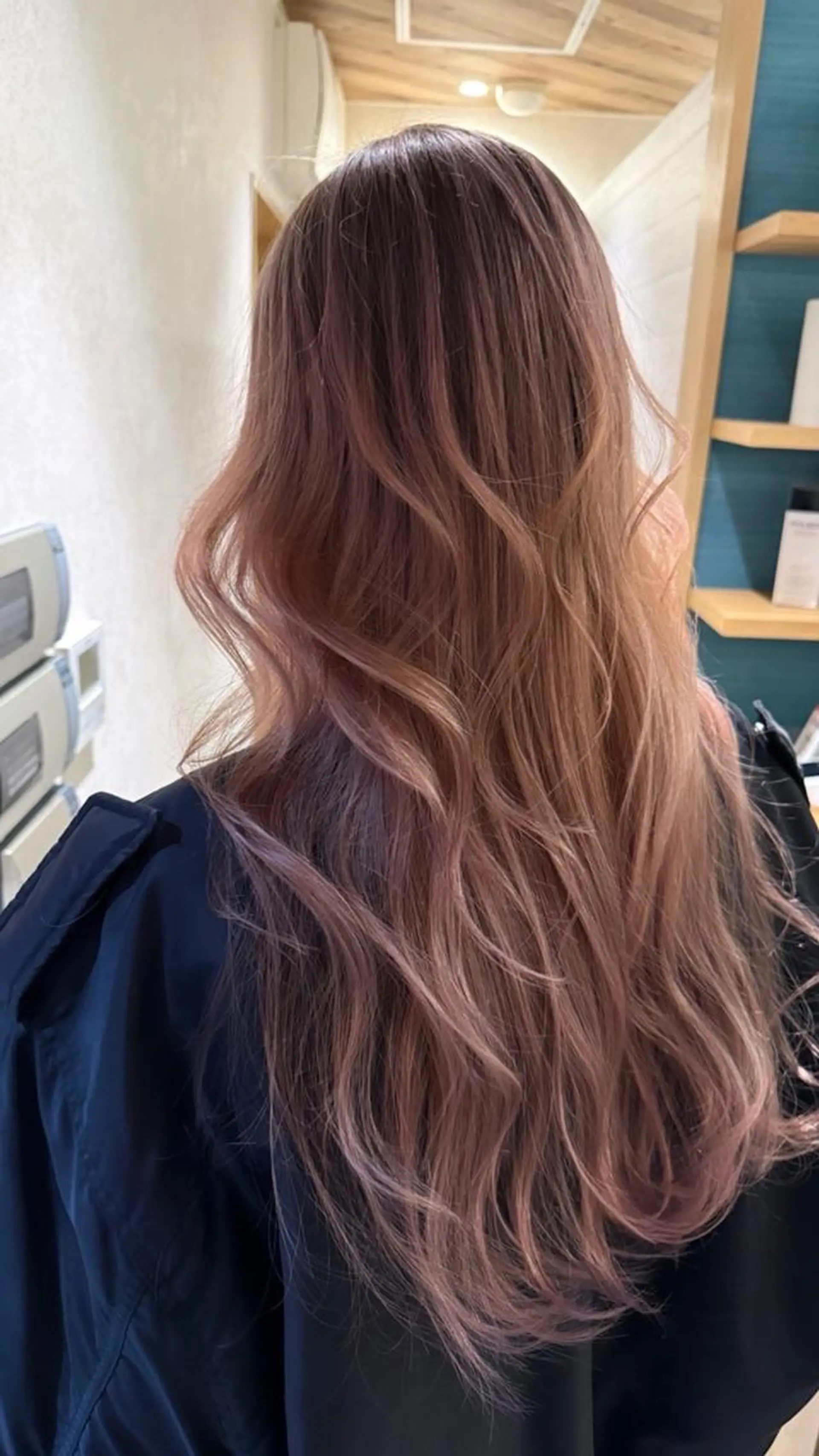 ロング TIGRE tenjinのヘアスタイル