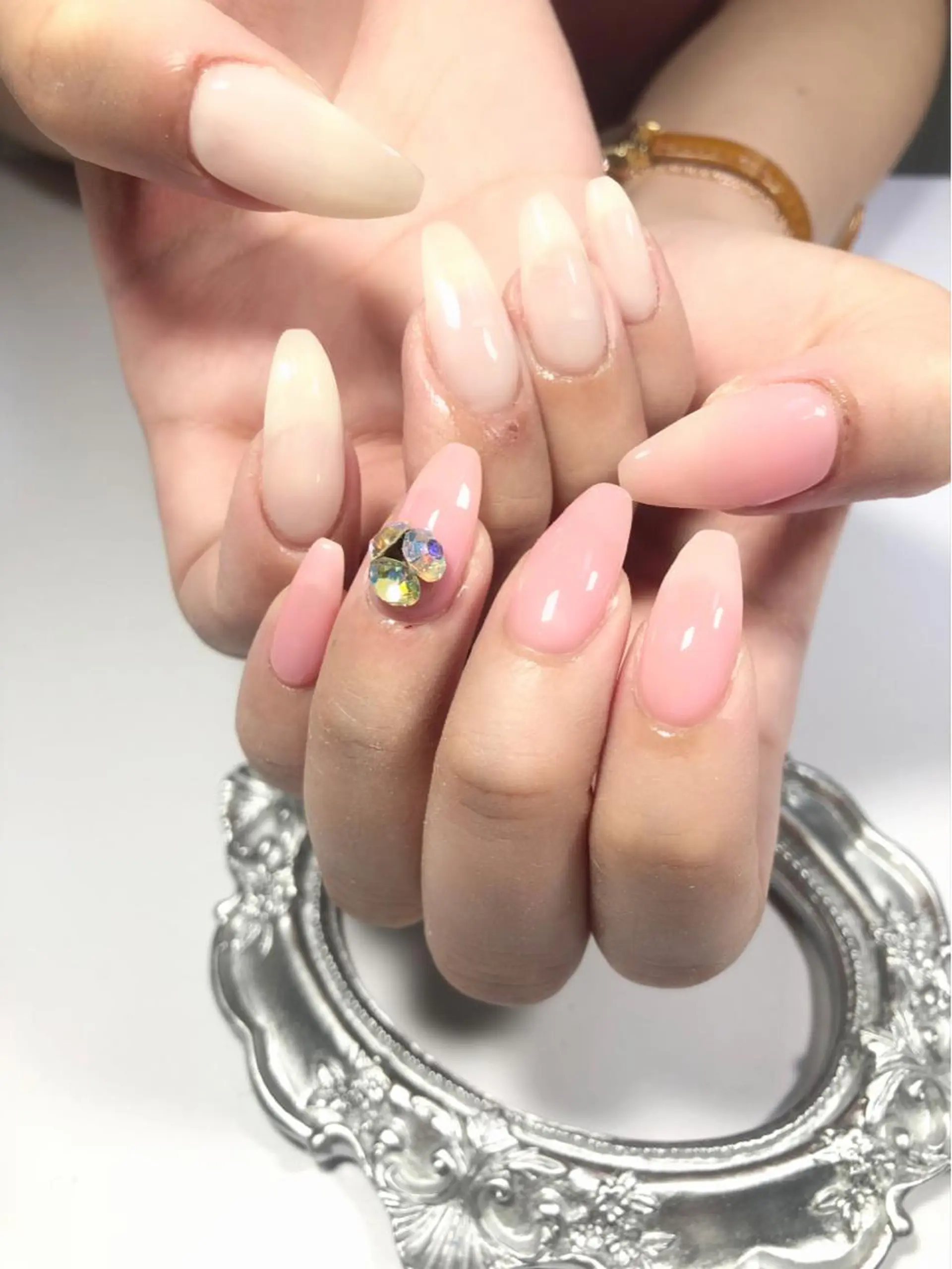 ネイル ネイルサロン ロア旧ジョリーのネイルデザイン