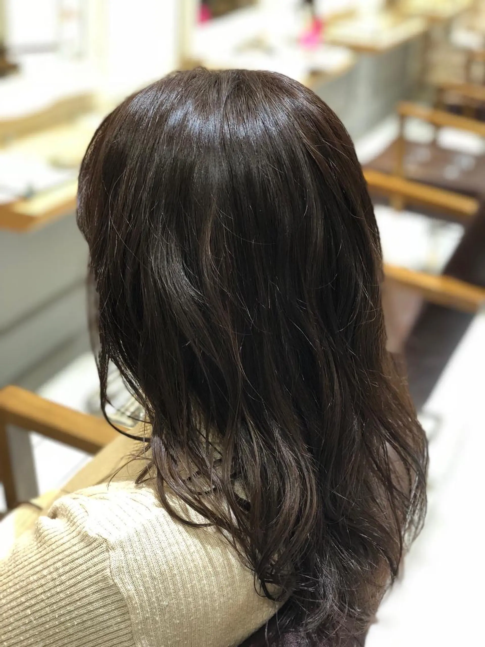 セミロング カラー パーマ ヘアアレンジ セミロングパーマ ベージュカラー ブラウンカラー 透明感カラー グラデーションカラー 【ツヤ髪美容師】 ツダケイスケのヘアスタイル