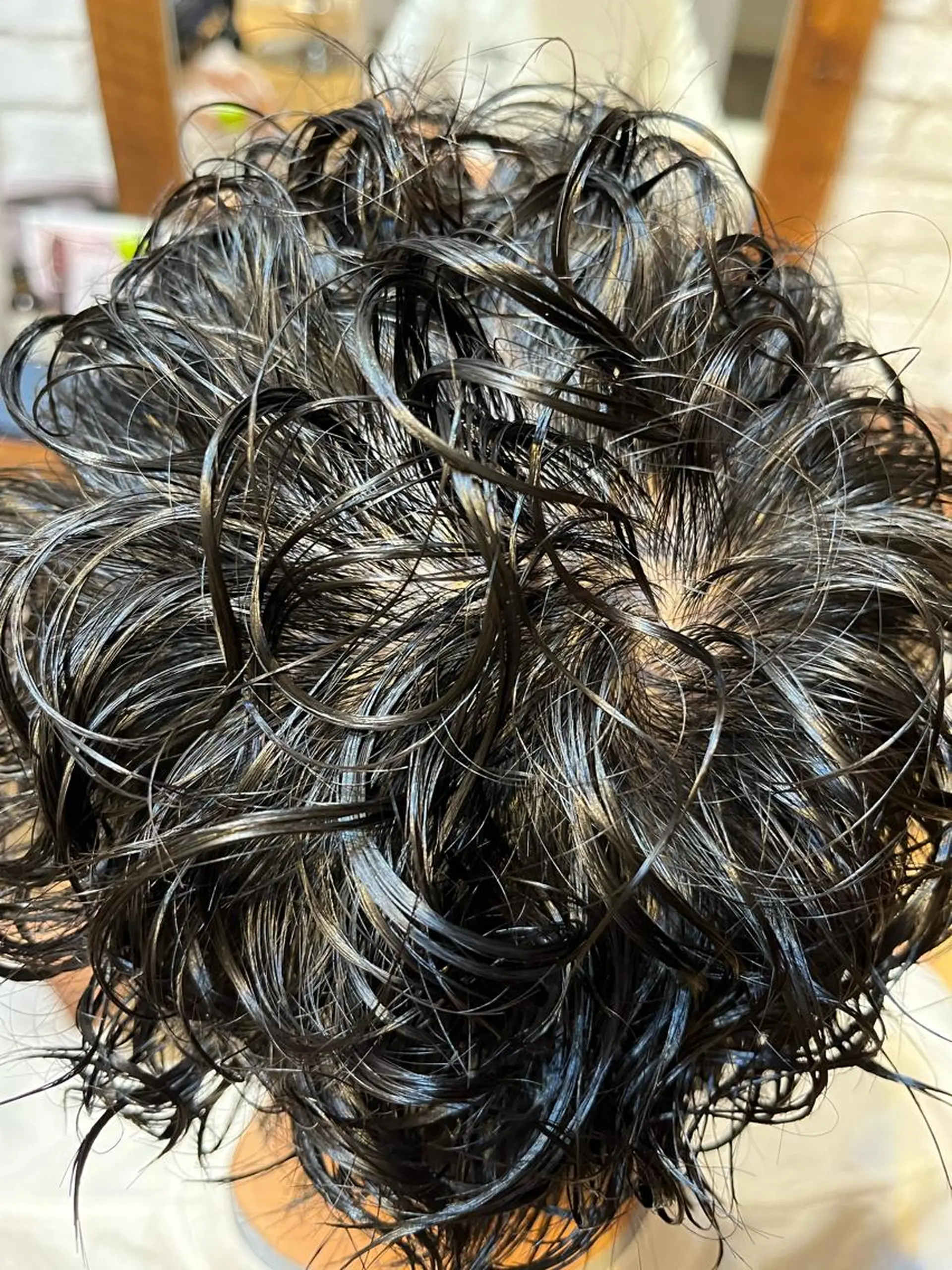 ショート パーマ メンズ 香取 康平のヘアスタイル