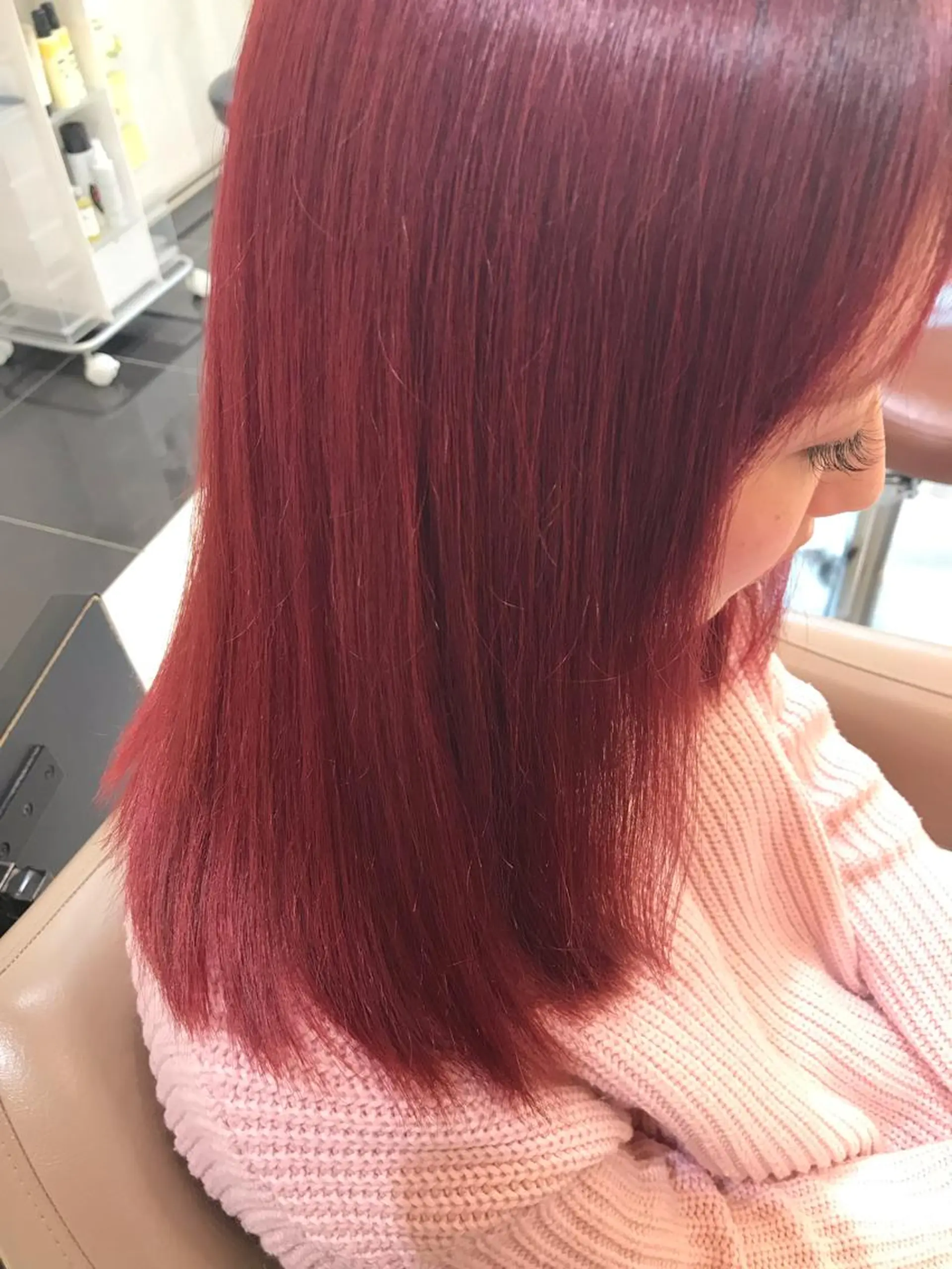 ミディアム カラー ピンクカラー 清藤 綾のヘアスタイル