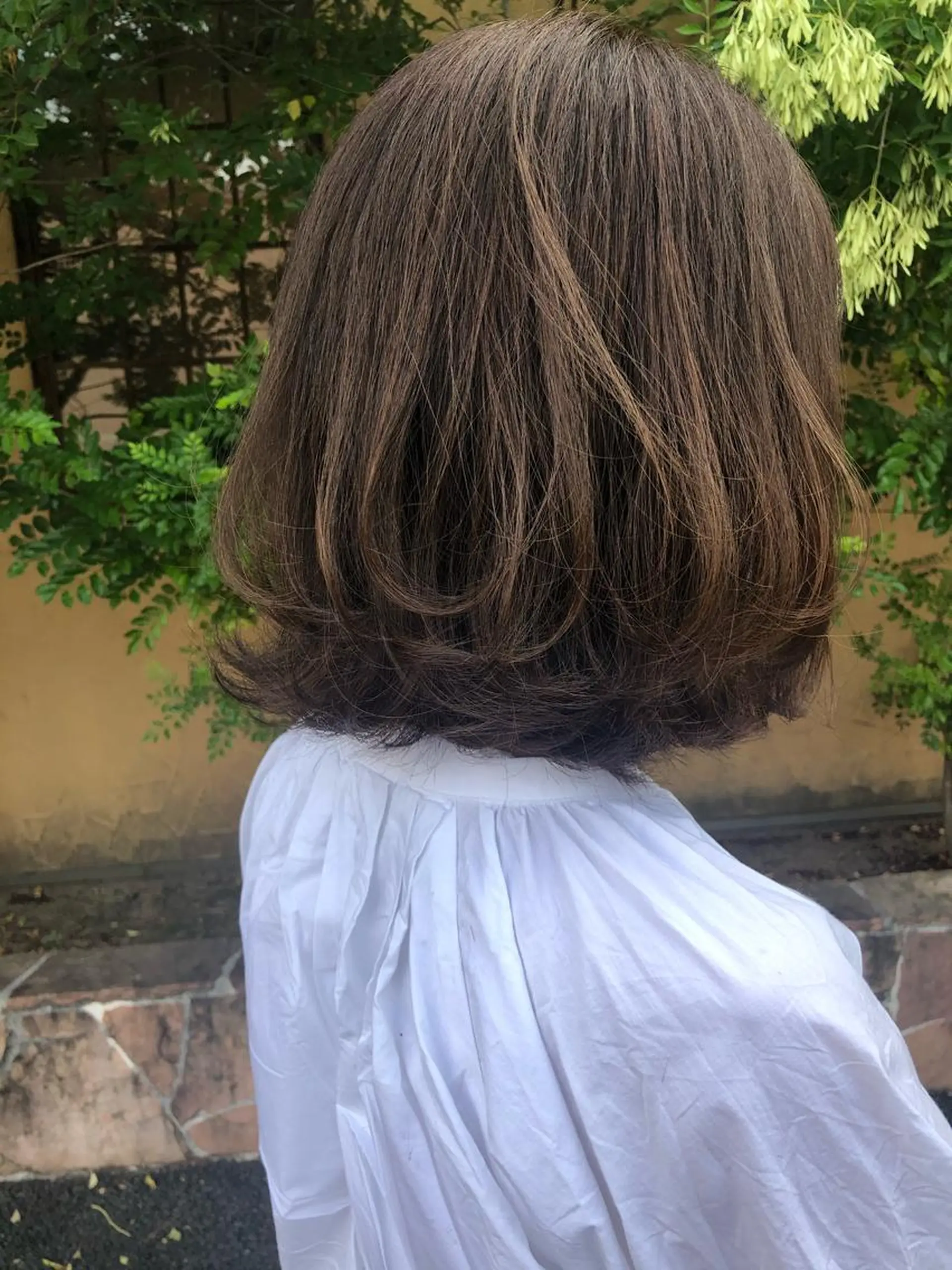 ミディアム 川元 汐音のヘアスタイル