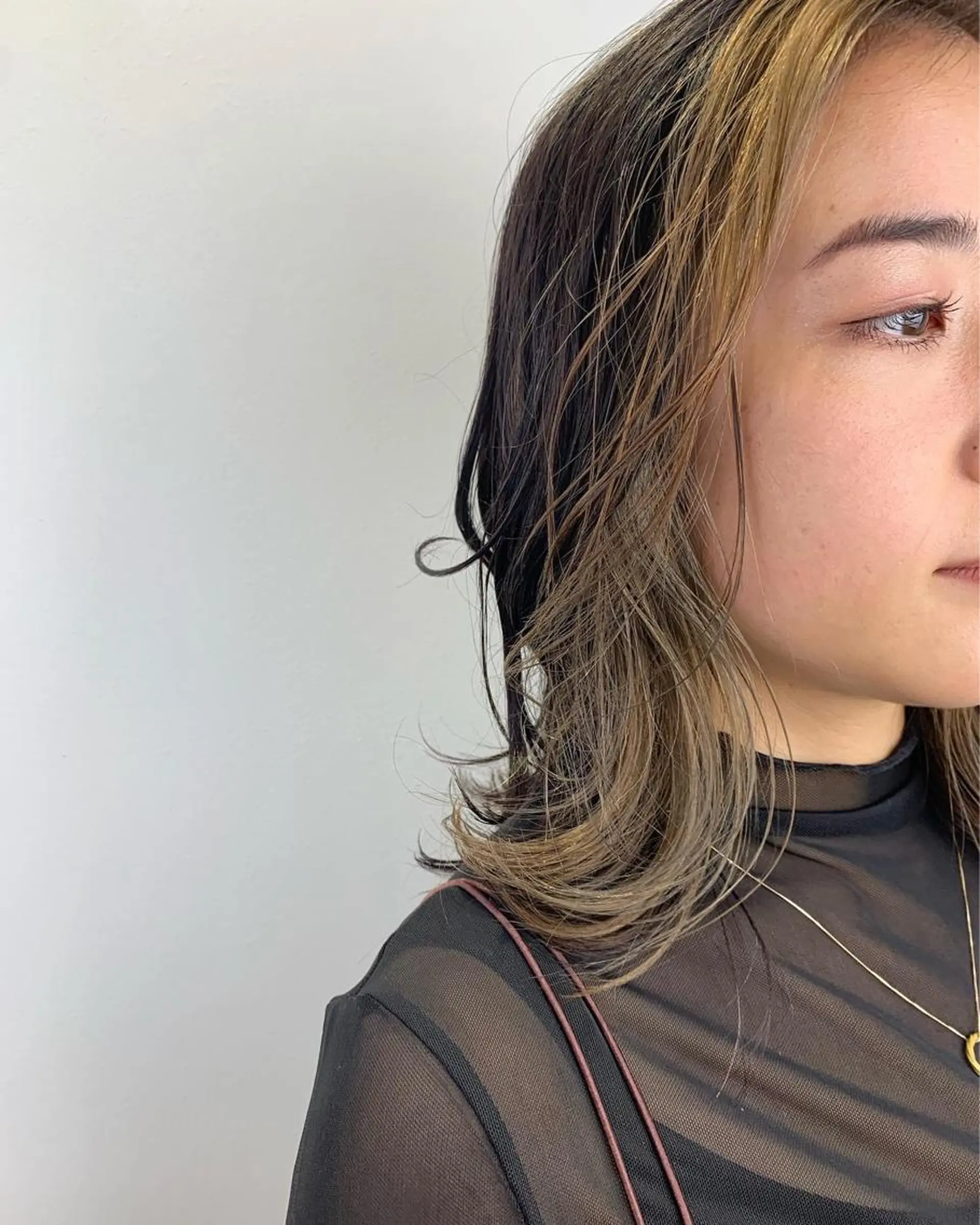 ミディアム カラー ミストバング  フェイスフレーミング SALOWIN神戸三宮店所属・【美髪を叶える】中谷 彰宏（アキ)のヘアスタイル