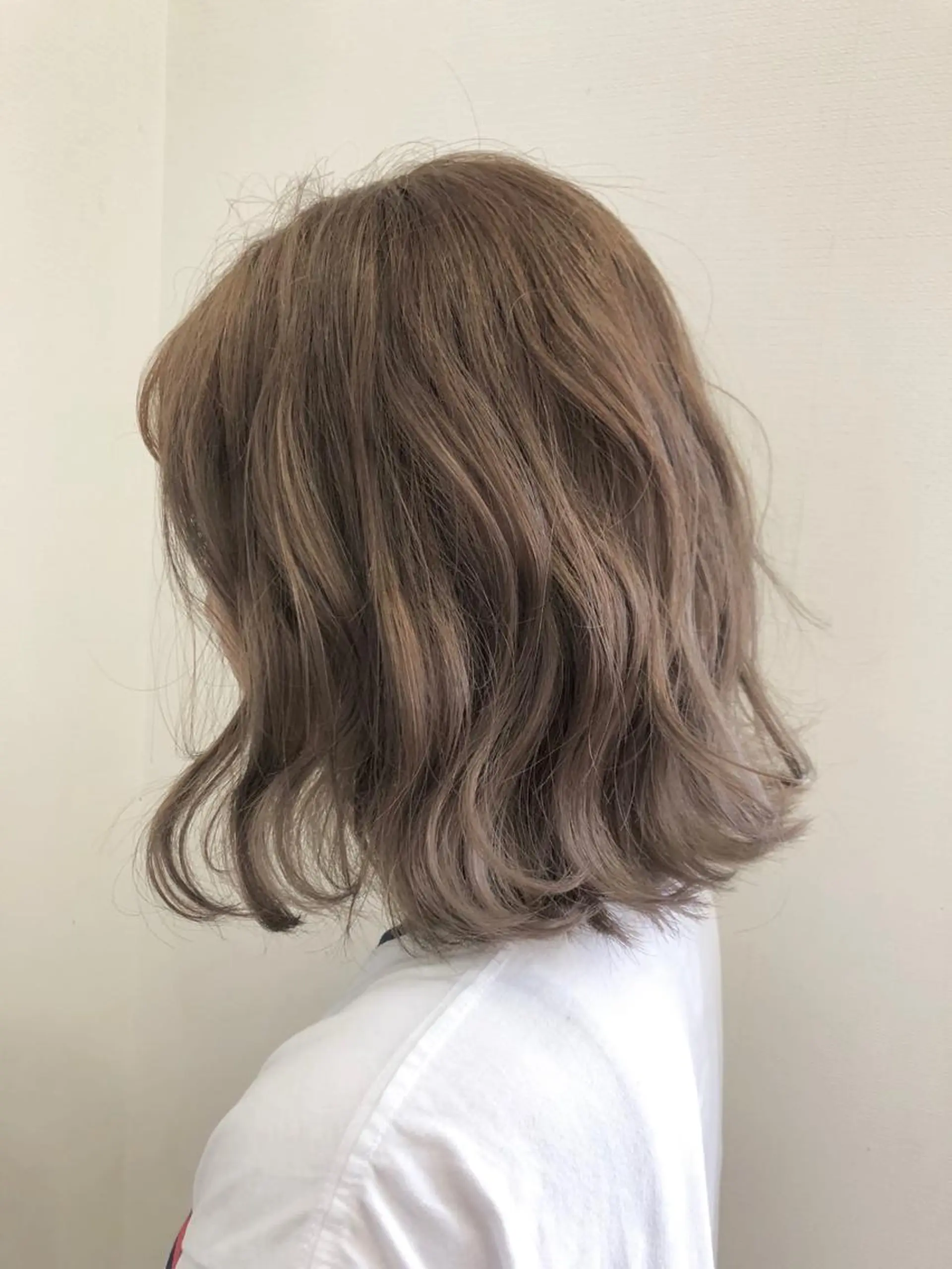 ミディアム カラー Asian Hair &Eyebrowのヘアスタイル