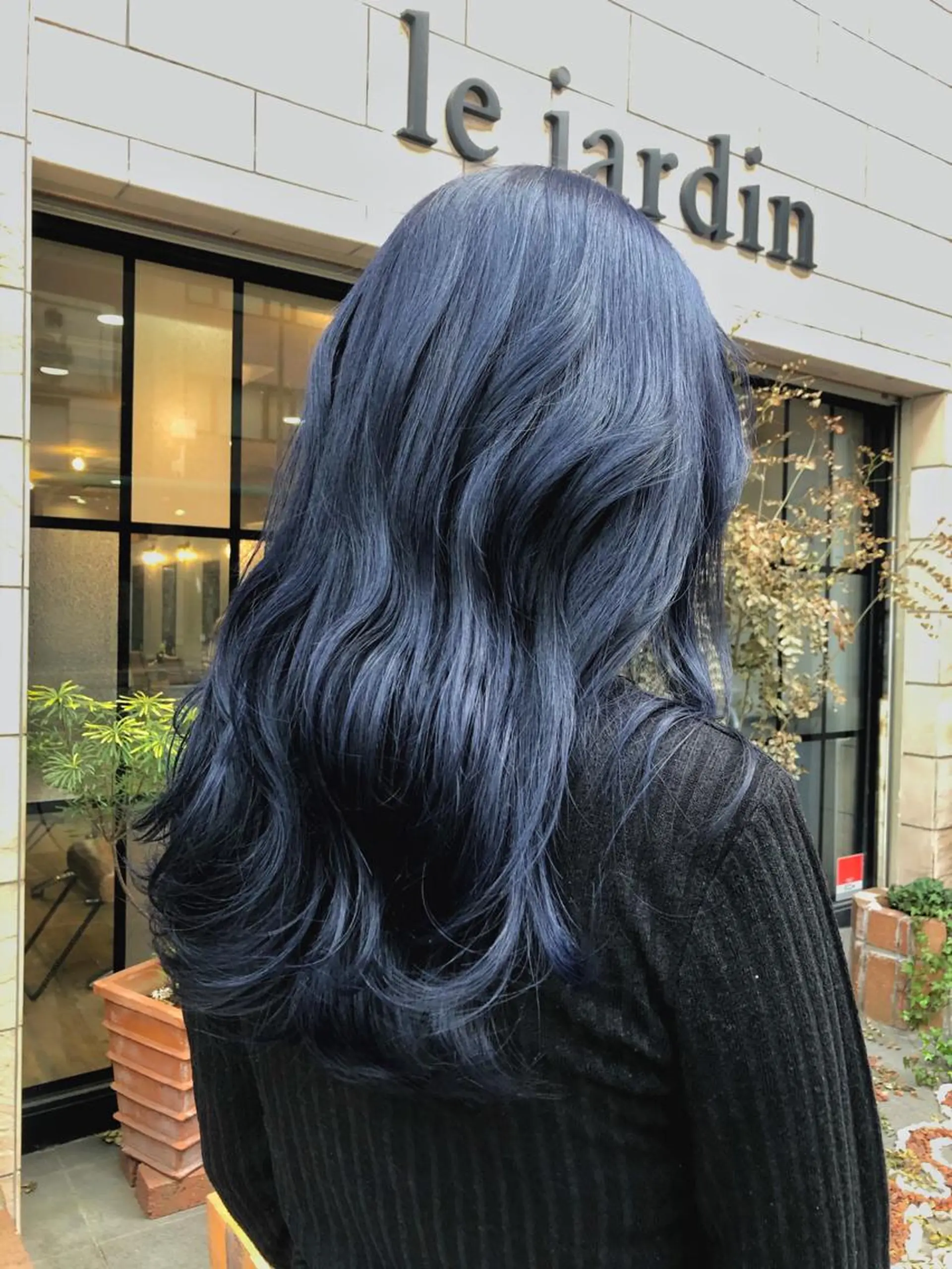ロング カラー 黒髪 ブリーチ ブルーカラー ブルーブラック 韓国風ヘア HairSalon SHIAN八王子店所属・SHIAN 八王子 🦋小林 美羅🦋のヘアスタイル
