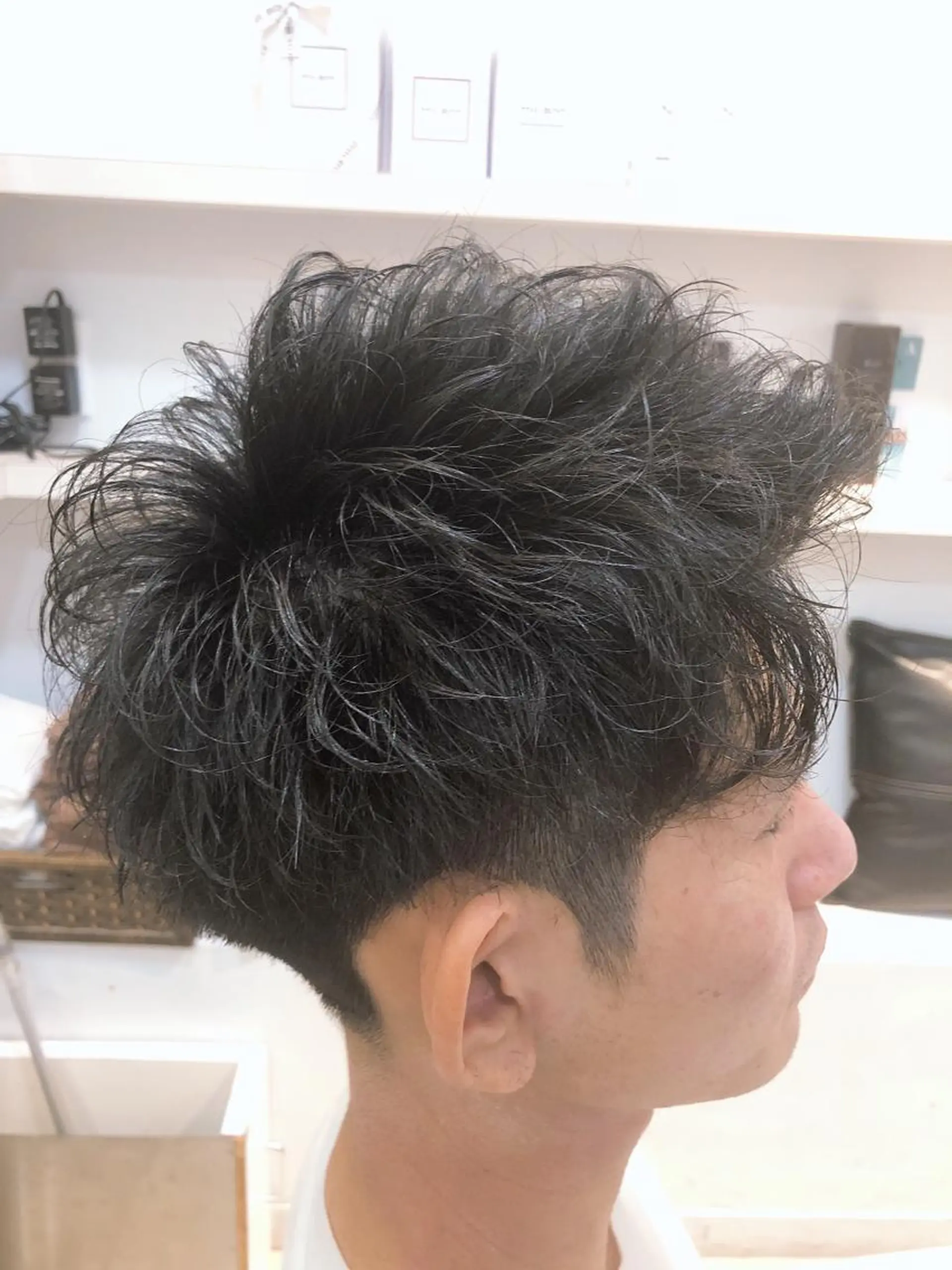 ショート パーマ メンズ 髪質改善× ハイライト溝江のヘアスタイル