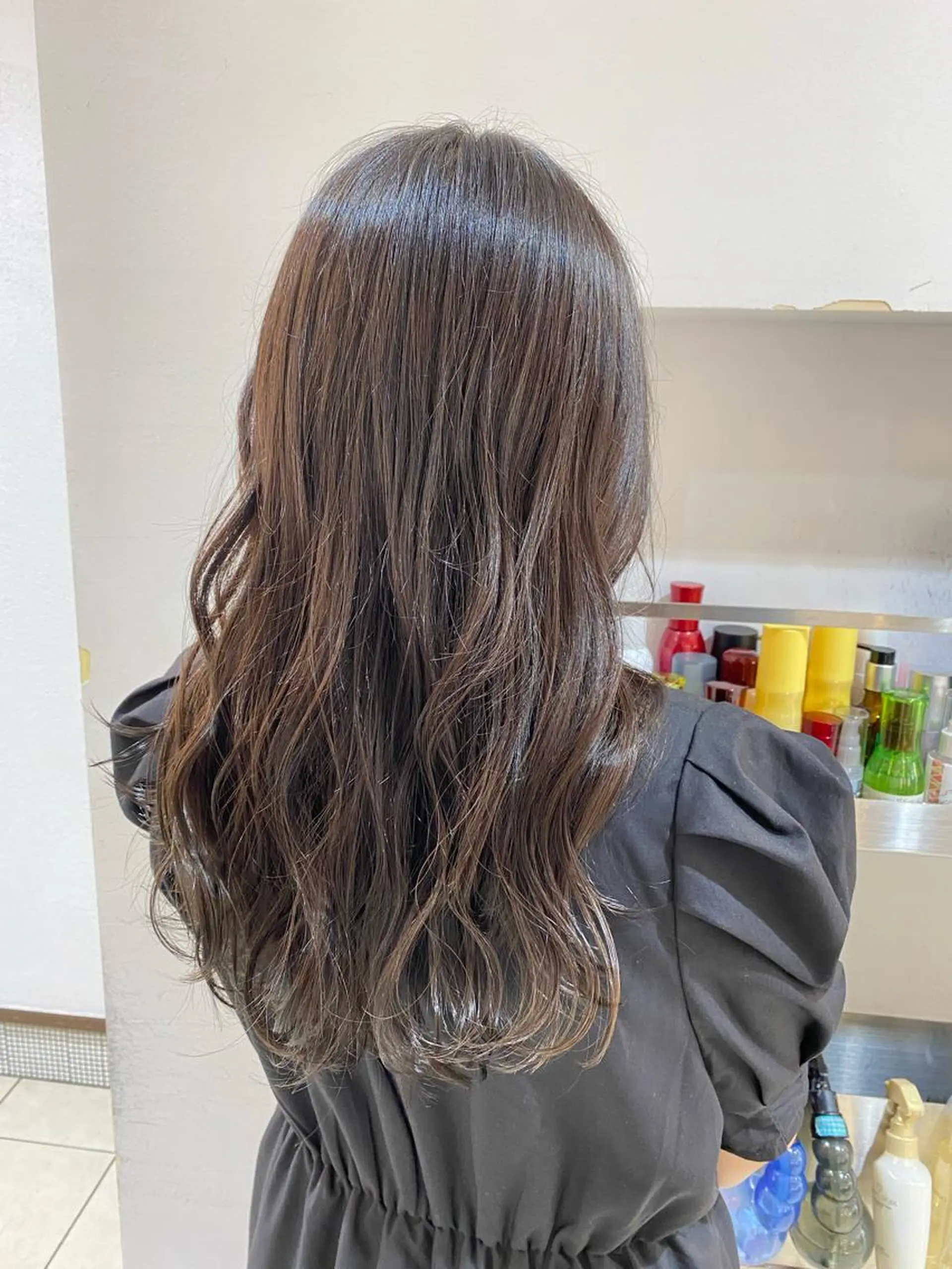 ミディアム カラー カット ヘアカラー Reginavita栄店 【レジナヴィータ】所属・鈴木 二依奈のヘアスタイル