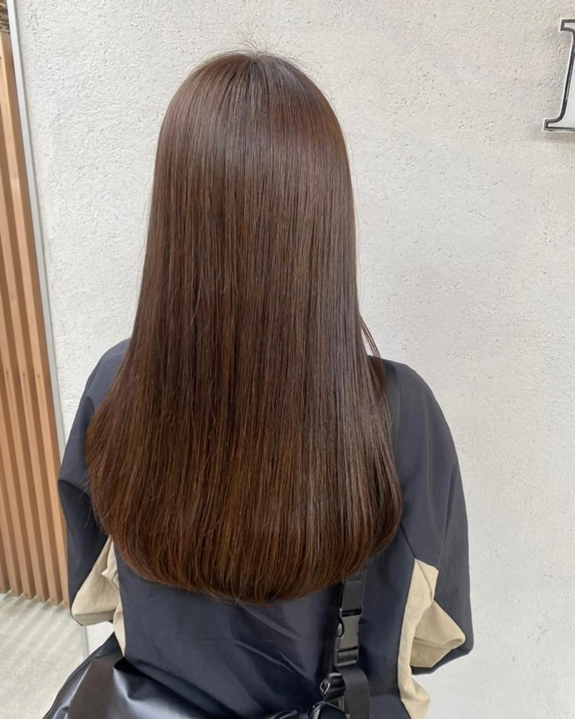 ロング ヘアカラー DECORArojii所属・赤坂 菜々恵のヘアスタイル