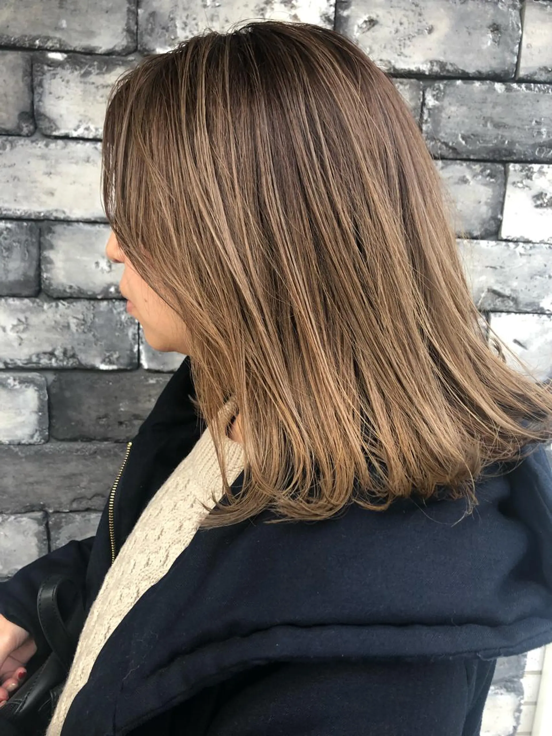 ミディアム カラー ボブ カット ヘアカラー トリートメント ヘアセット 360°キレイな ショートカットのヘアスタイル