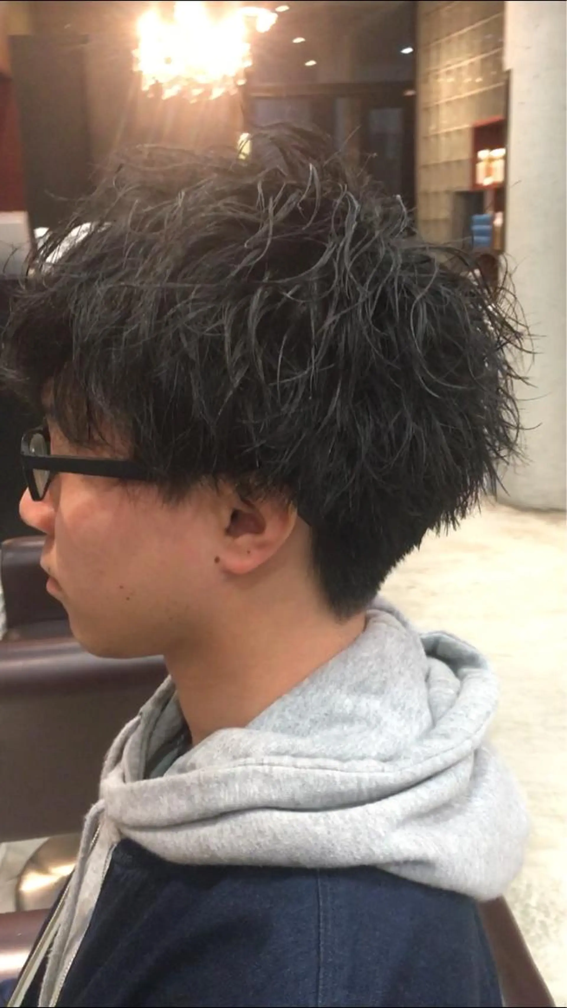 ミディアム メンズ マッシュ カット パーマ トリートメント AUTHENTIC private mens hair salon所属・完全個室マンツーマン メンズサロン草野貴樹のヘアスタイル