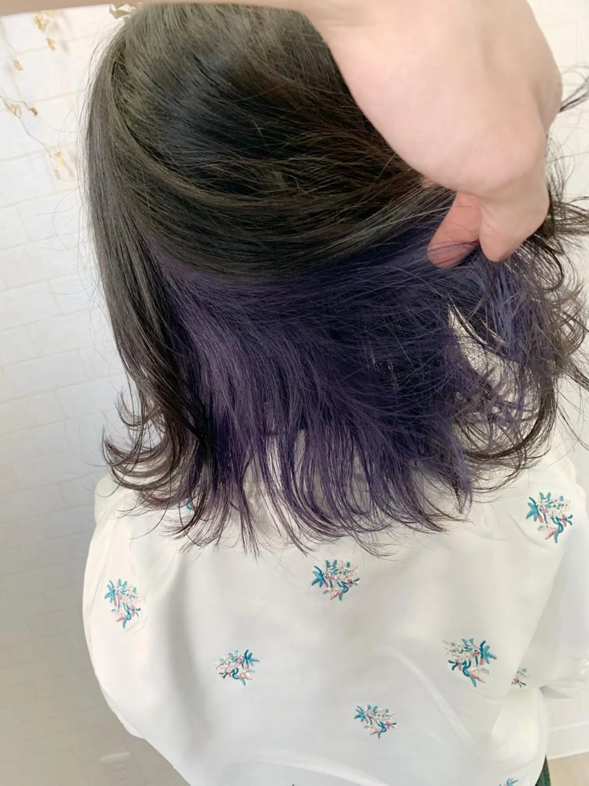 ミディアム ワタイショウタ 髪質改善✨眉毛サロンのヘアスタイル