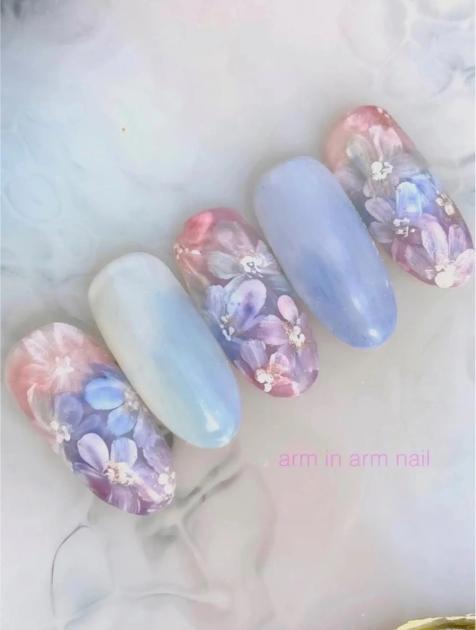 ネイル arm in arm ︎✿Yamamotoのマツエク・マツパデザイン