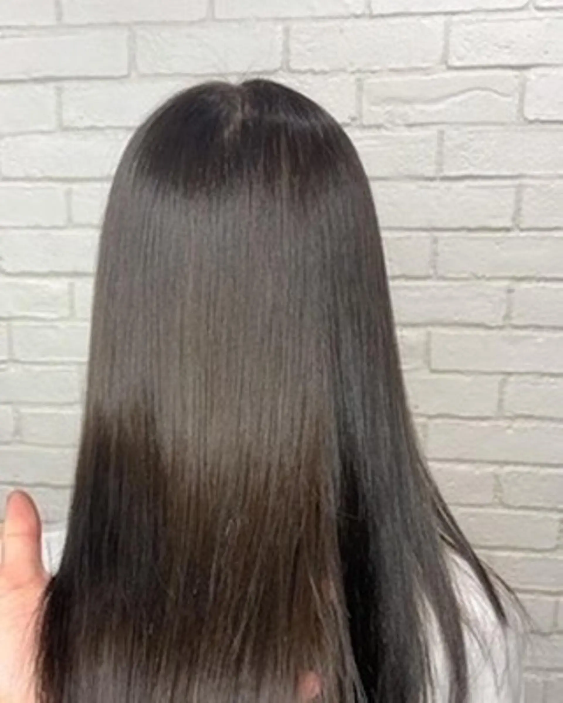 ミディアム 酸性ストレート カット 縮毛矯正 トリートメント 大里 拓馬のヘアスタイル