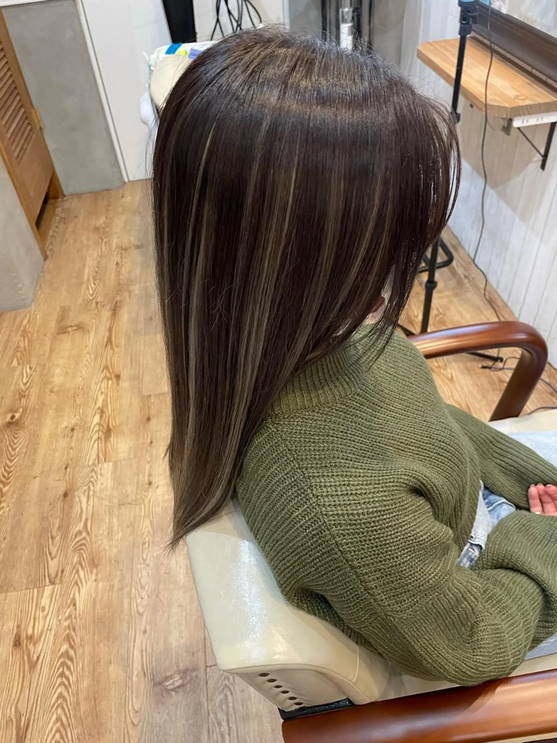 カラー ボブ、レイヤー、 ハイトーン、古淵のヘアスタイル